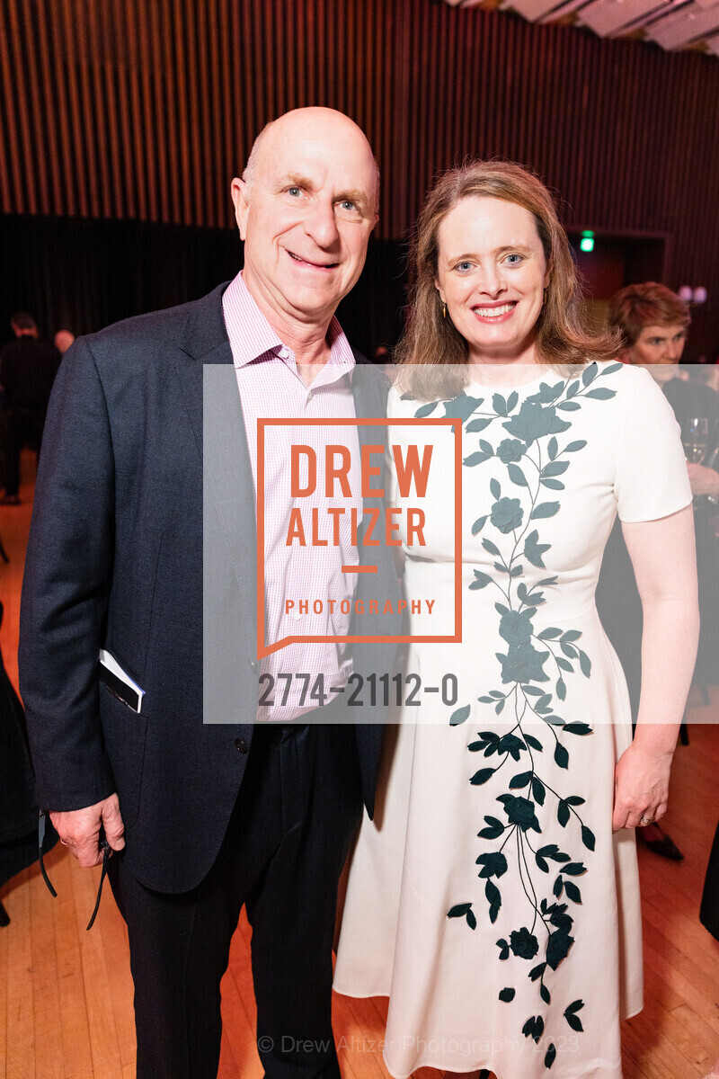 Bill Fisher, Emily-Jane Kirwan, Cal Performances' 2023 Gala Honoring William Kentridge, 2413 Bancroft Way, Berkeley, CA 94704 US. 2413 Bancroft Way, Berkeley, CA 94704 US, March 17th, 2023, Photo #2774-21112-0 Bill Fisher, Emily-Jane Kirwan, Photo #2774-21112-0