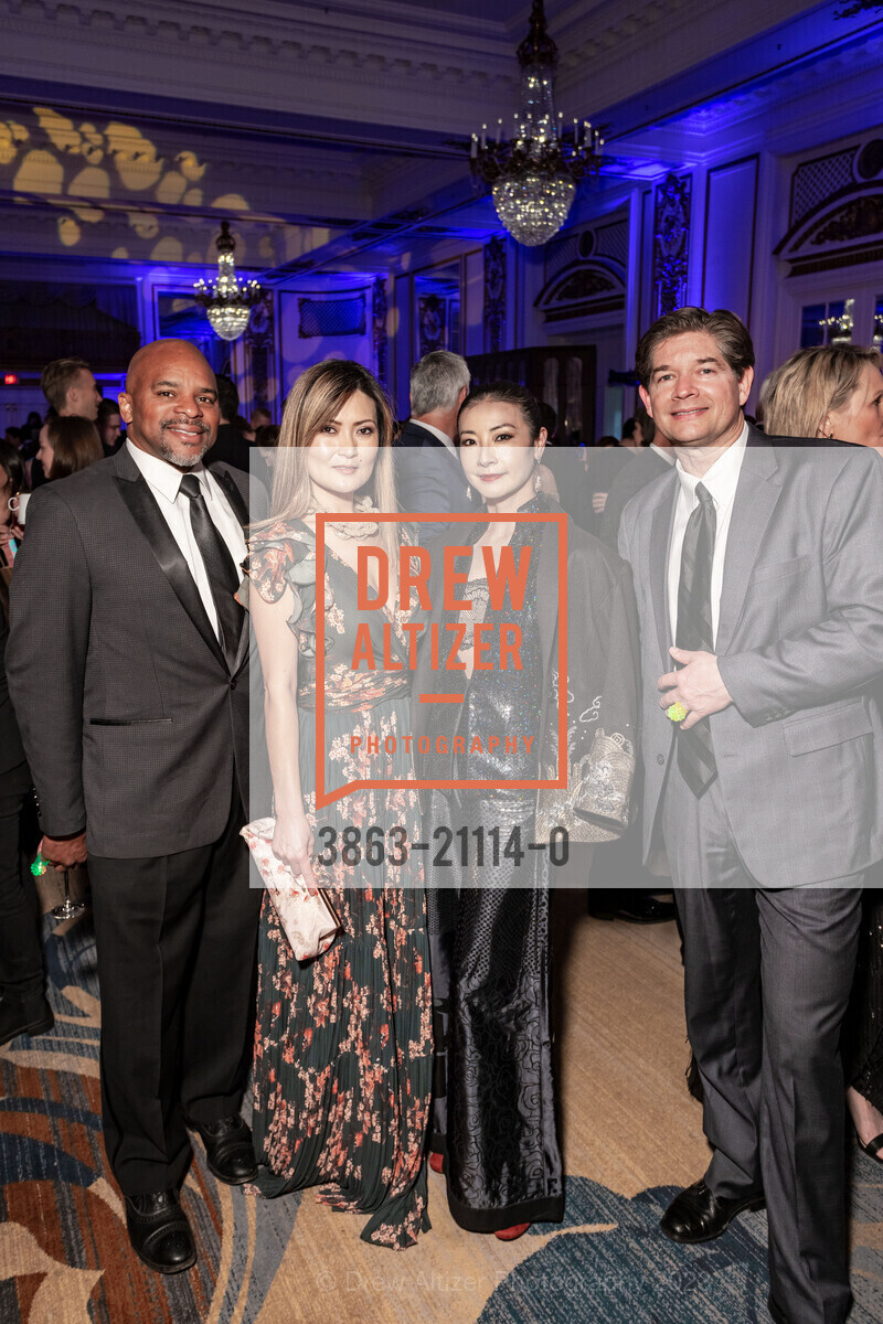 Phil Dillard, Dulo Batsuh, Yuan Yuan Tan, Lionel Shaw, Dress For Success' "Casino Royale" Gala 2023, Palace Hotel. Palace Hotel, March 18th, 2023, Photo #3863-21114-0 Phil Dillard, Dulo Batsuh, Yuan Yuan Tan, Lionel Shaw, Photo #3863-21114-0