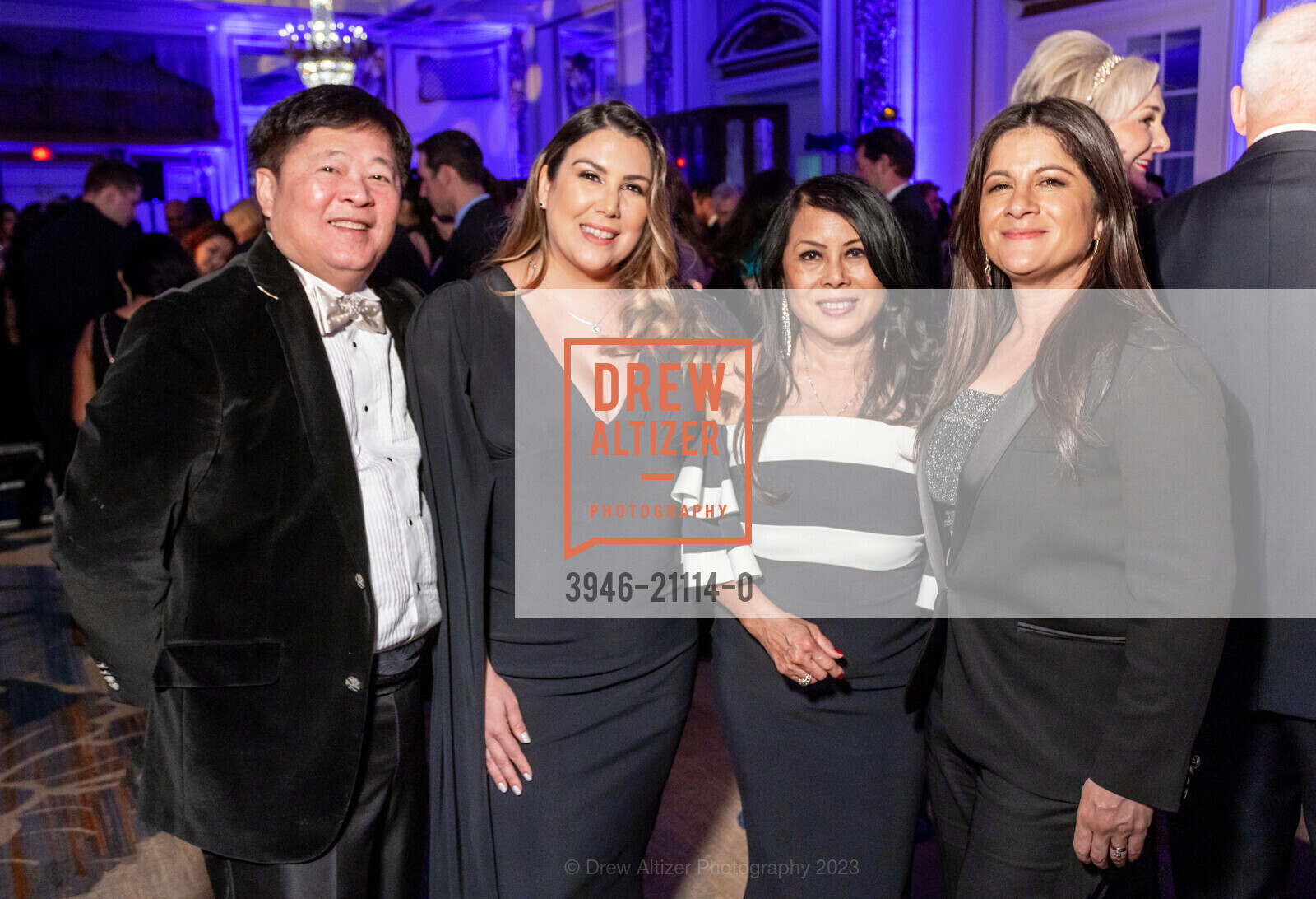 David Seto, Katie Aspell, Sharon Seto, Monica Bannan, Dress For Success' "Casino Royale" Gala 2023, Palace Hotel. Palace Hotel, March 18th, 2023, Photo #3946-21114-0 David Seto, Katie Aspell, Sharon Seto, Monica Bannan, Photo #3946-21114-0