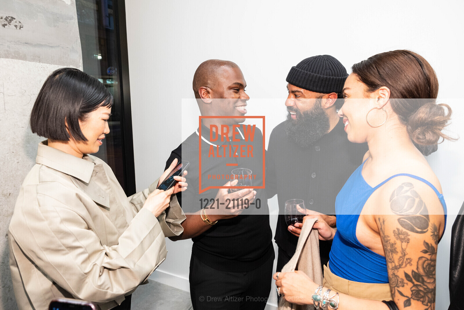 Suzette Lee, Jonathan Carver Moore, Chris Martin, Taylor Smalls, Grand Opening for Jonathan Carver Moore Gallery Opening 2023, 966 Market St, SF, CA 94102 US. 966 Market St, SF, CA 94102 US, March 23rd, 2023, Photo #1221-21119-0 Suzette Lee, Jonathan Carver Moore, Chris Martin, Taylor Smalls, Photo #1221-21119-0