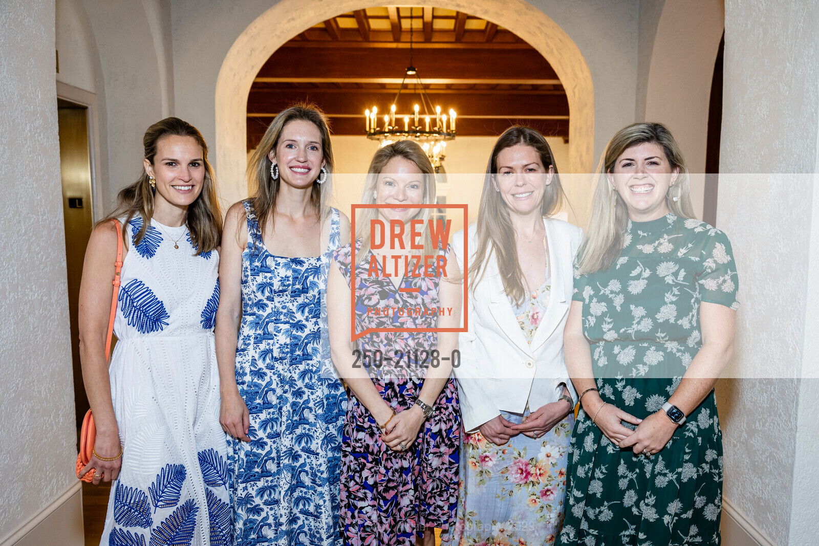 Lucy McCall, Bailey Reece, Victoria Gray, Lindsay Cohen, Allison Danzig, Luncheon for Edgewood Fair 2023, The Olympic Club @ 599 CA-35, SF, CA 94132 US. The Olympic Club @ 599 CA-35, SF, CA 94132 US, March 31st, 2023, Photo #250-21128-0 Lucy McCall, Bailey Reece, Victoria Gray, Lindsay Cohen, Allison Danzig, Photo #250-21128-0