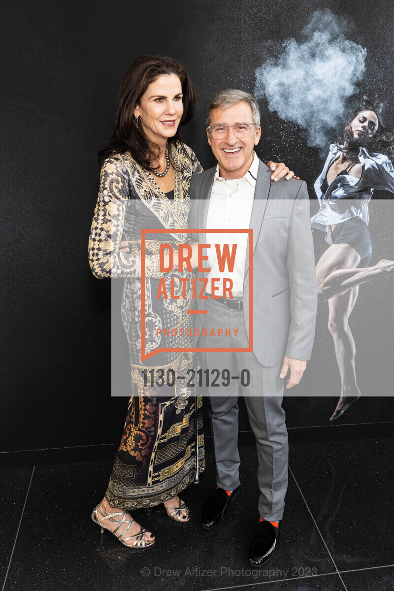 Laura Paradis, Rocky Blumhagen, ODC 2023 Dance Downtown Gala, Blue Shield of California Theater at YBCA @ CA US. Blue Shield of California Theater at YBCA @ CA US, March 31st, 2023, Photo #1130-21129-0 Laura Paradis, Rocky Blumhagen, Photo #1130-21129-0