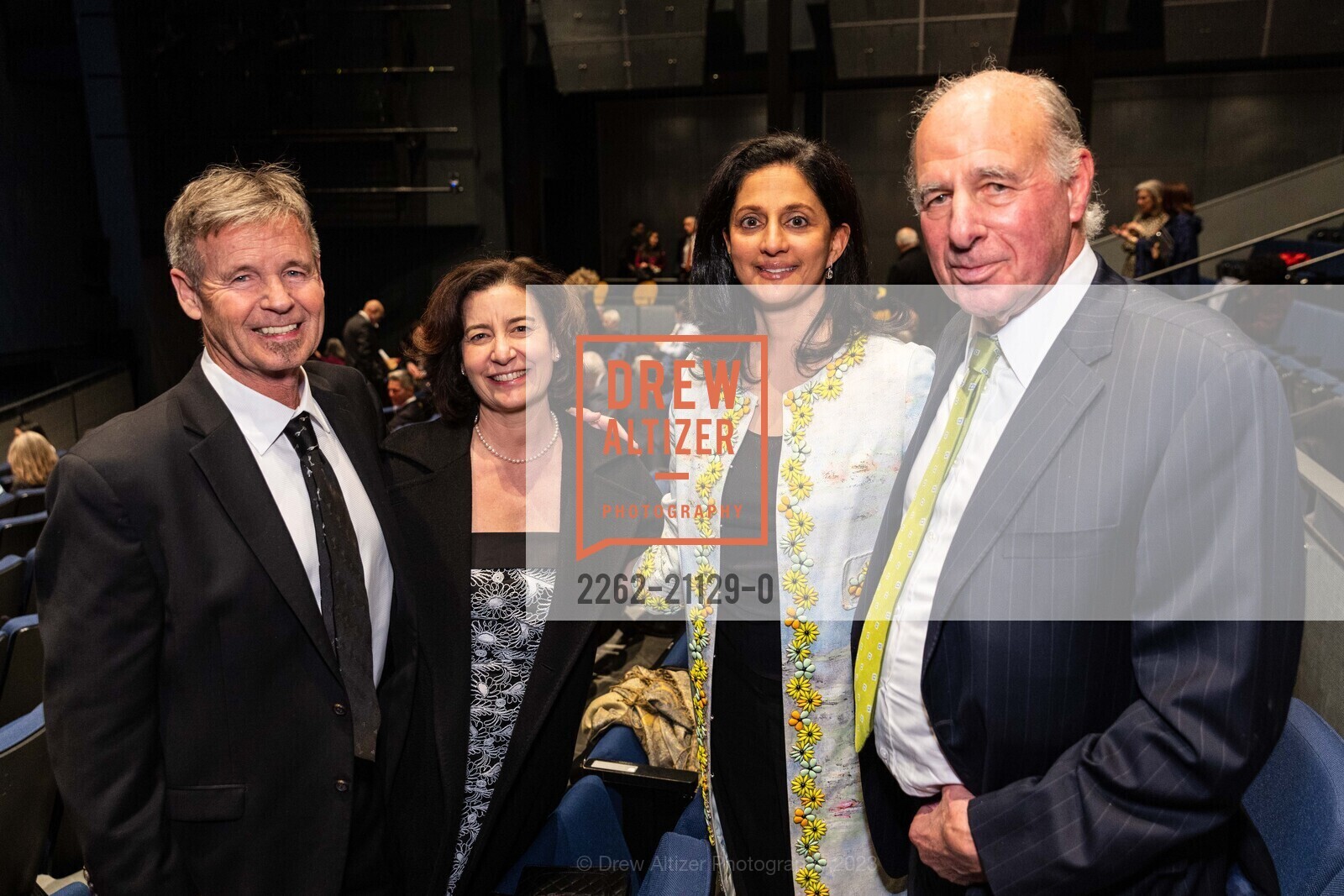 Chris Halberstadt, Kathy Halberstadt, Leela de Souza Bransten, John Osterweis, ODC 2023 Dance Downtown Gala, Blue Shield of California Theater at YBCA @ CA US. Blue Shield of California Theater at YBCA @ CA US, March 31st, 2023, Photo #2262-21129-0 Chris Halberstadt, Kathy Halberstadt, Leela de Souza Bransten, John Osterweis, Photo #2262-21129-0