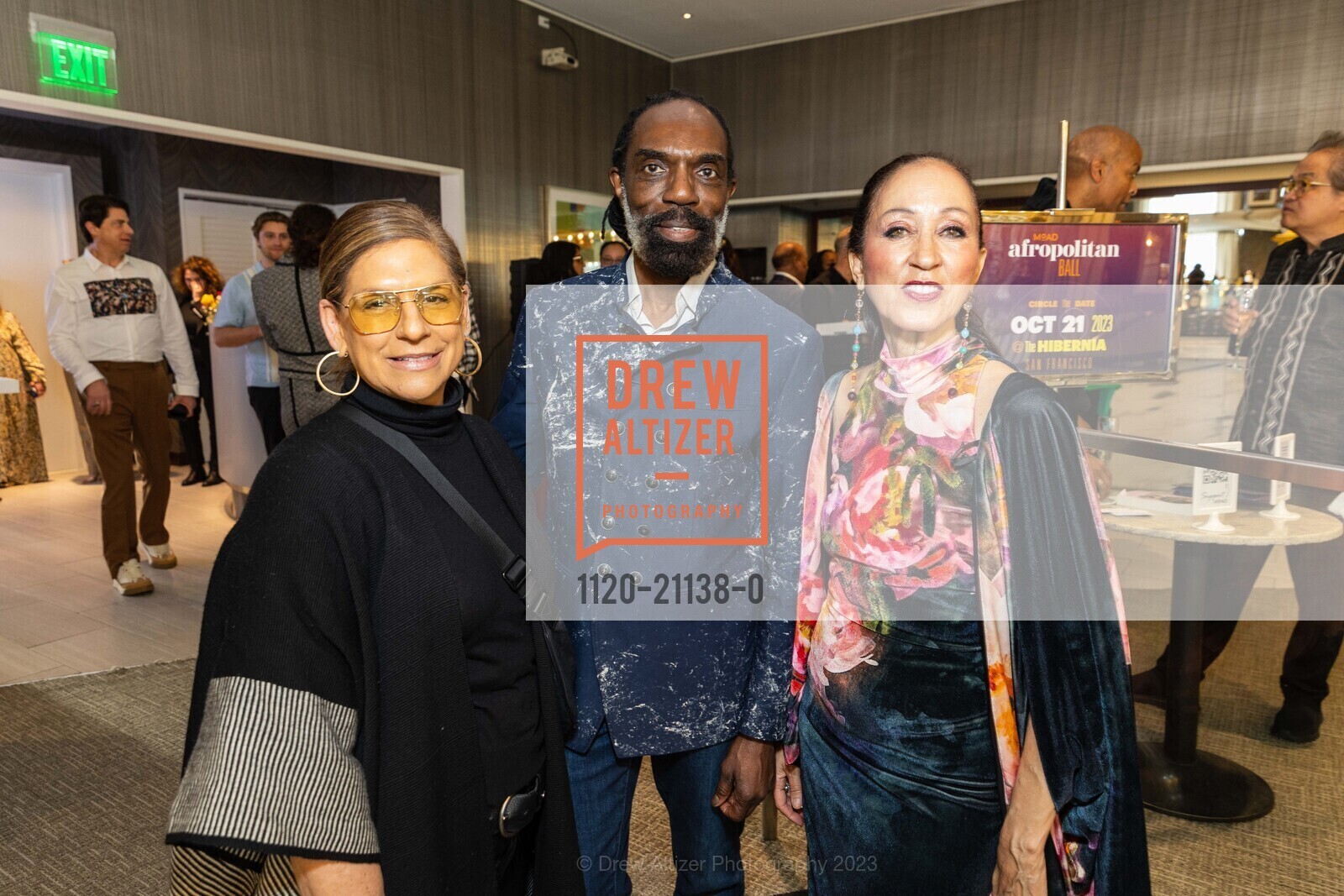 Jodi Sandman, Kevan Hall, Pat Cleveland, Neiman Marcus hosts MoAD and Pat Cleveland, Neiman Marcus @ 150 Stockton St, SF, CA 94108 US. Neiman Marcus @ 150 Stockton St, SF, CA 94108 US, April 14th, 2023, Photo #1120-21138-0 Jodi Sandman, Kevan Hall, Pat Cleveland, Photo #1120-21138-0