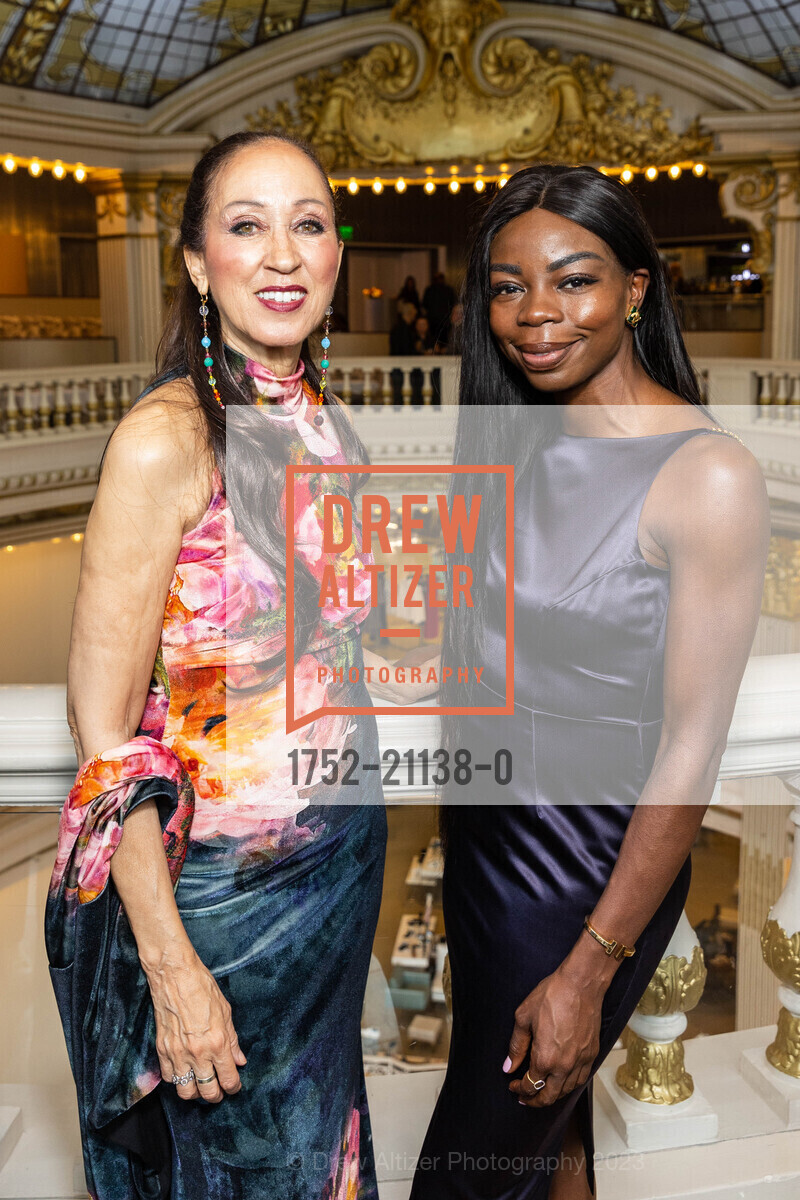 Pat Cleveland, Amara Okoli, Neiman Marcus hosts MoAD and Pat Cleveland, Neiman Marcus @ 150 Stockton St, SF, CA 94108 US. Neiman Marcus @ 150 Stockton St, SF, CA 94108 US, April 14th, 2023, Photo #1752-21138-0 Pat Cleveland, Amara Okoli, Photo #1752-21138-0