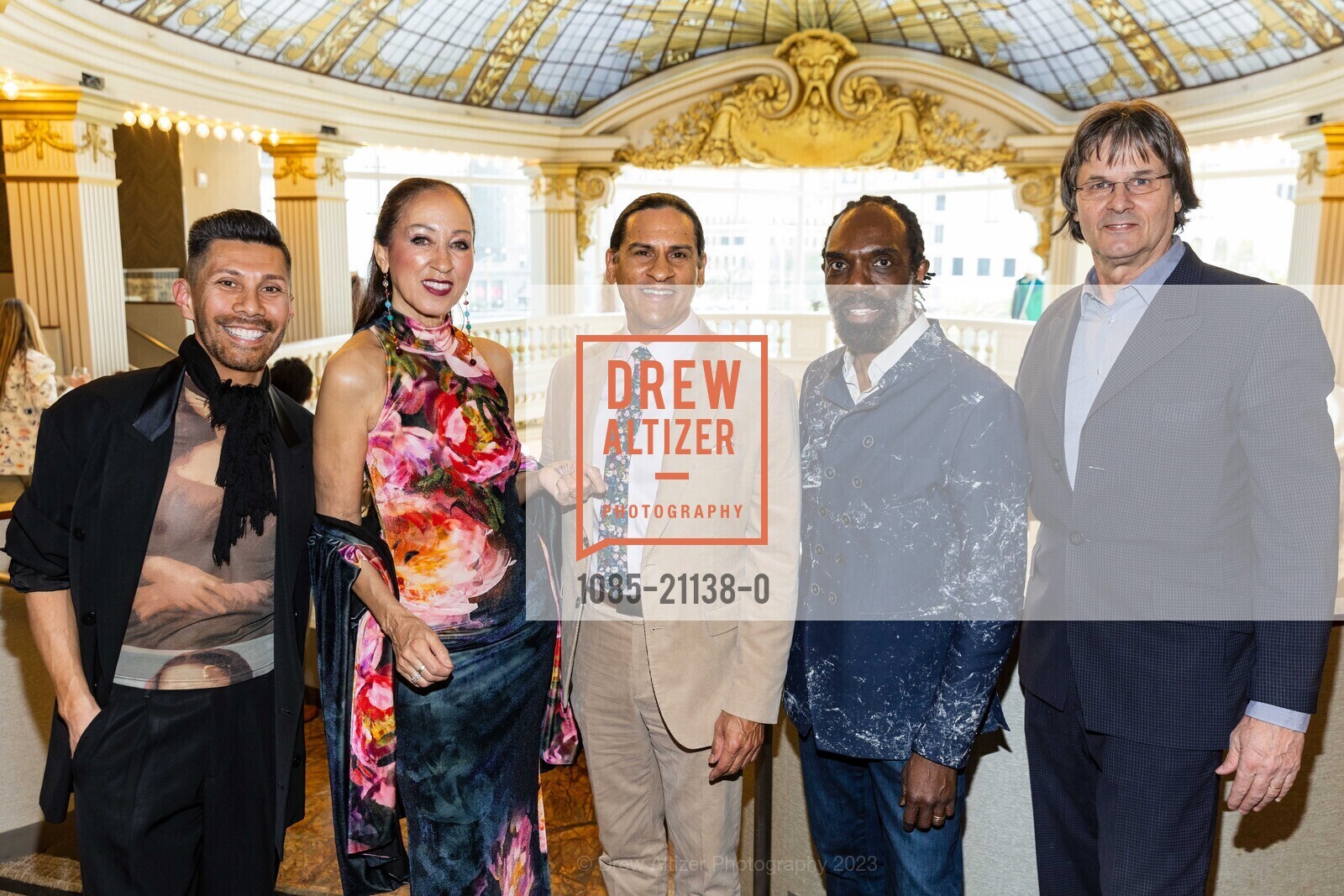 Antonio Contreras, Pat Cleveland, Ruben Flores, Kevan Hall, Paul von Ravenstein, Photo #1085-21138-0