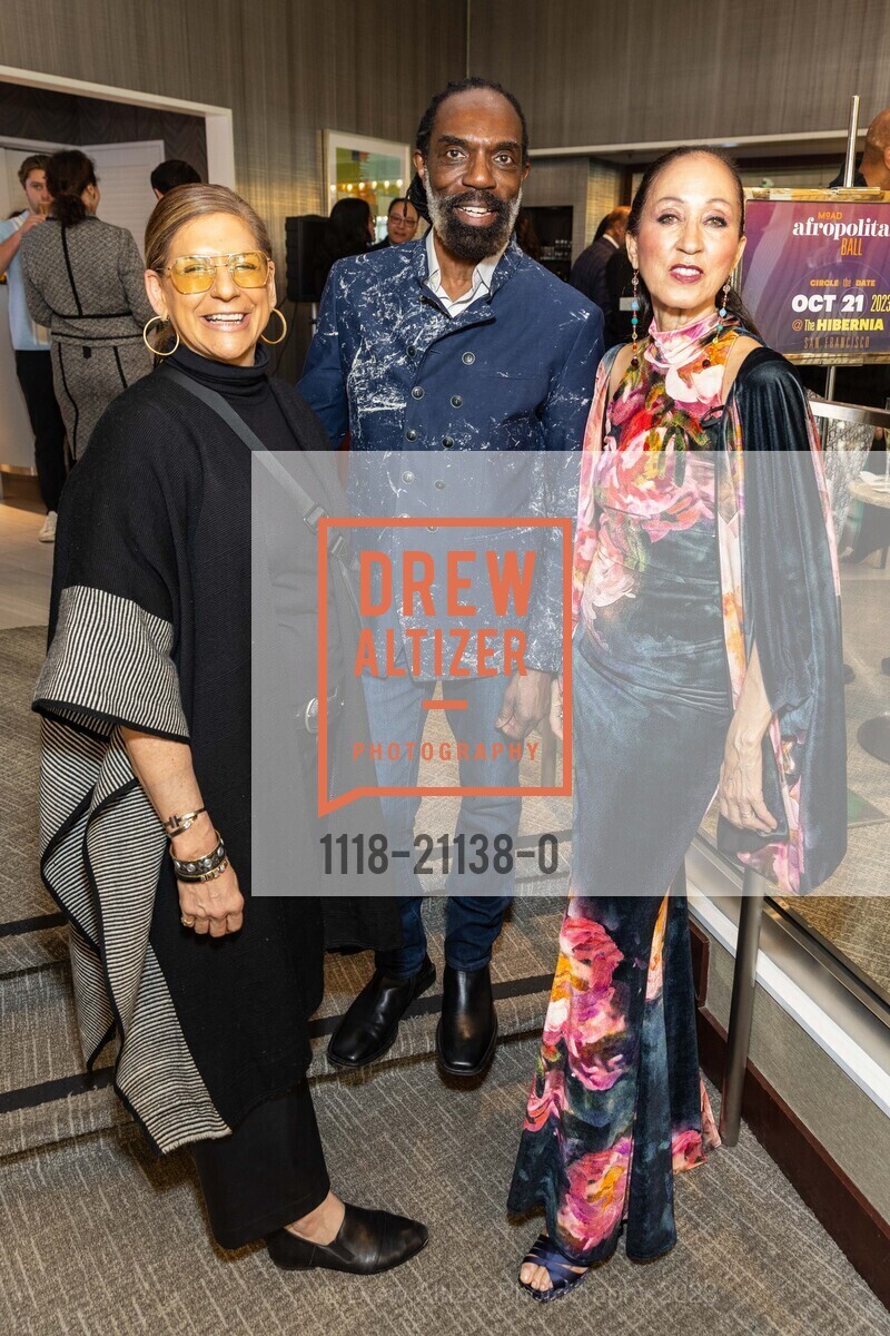 Jodi Sandman, Kevan Hall, Pat Cleveland, Neiman Marcus hosts MoAD and Pat Cleveland, Neiman Marcus @ 150 Stockton St, SF, CA 94108 US. Neiman Marcus @ 150 Stockton St, SF, CA 94108 US, April 14th, 2023, Photo #1118-21138-0 Jodi Sandman, Kevan Hall, Pat Cleveland, Photo #1118-21138-0