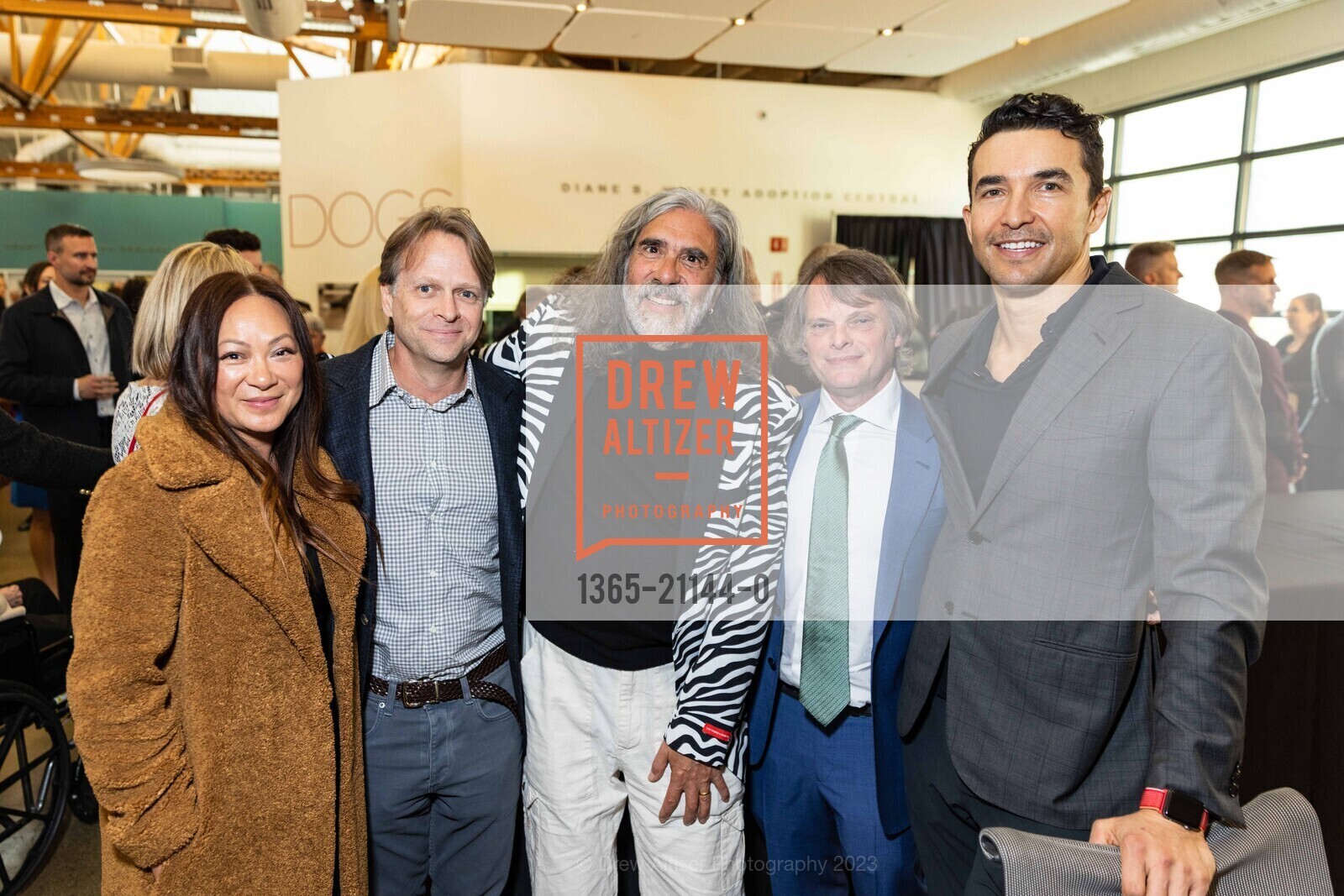 Hang Ly, Mark Roberts, Howard Egger Bovet, Eric Roberts, Huck Holz, Photo #1365-21144-0