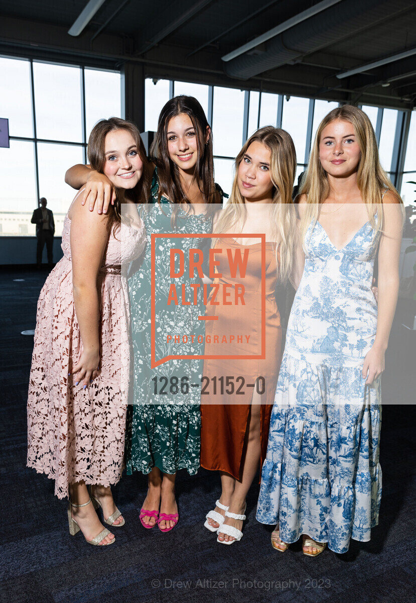 Stella Schwartz, Annabelle Lowenberg, Erica Kumli, Phoebe Brockway, EWG's Earth Dinner 2023, Pier 27 @ 27 The Embarcadero, SF, CA 94111 US. Pier 27 @ 27 The Embarcadero, SF, CA 94111 US, April 21st, 2023, Photo #1286-21152-0 Stella Schwartz, Annabelle Lowenberg, Erica Kumli, Phoebe Brockway, Photo #1286-21152-0
