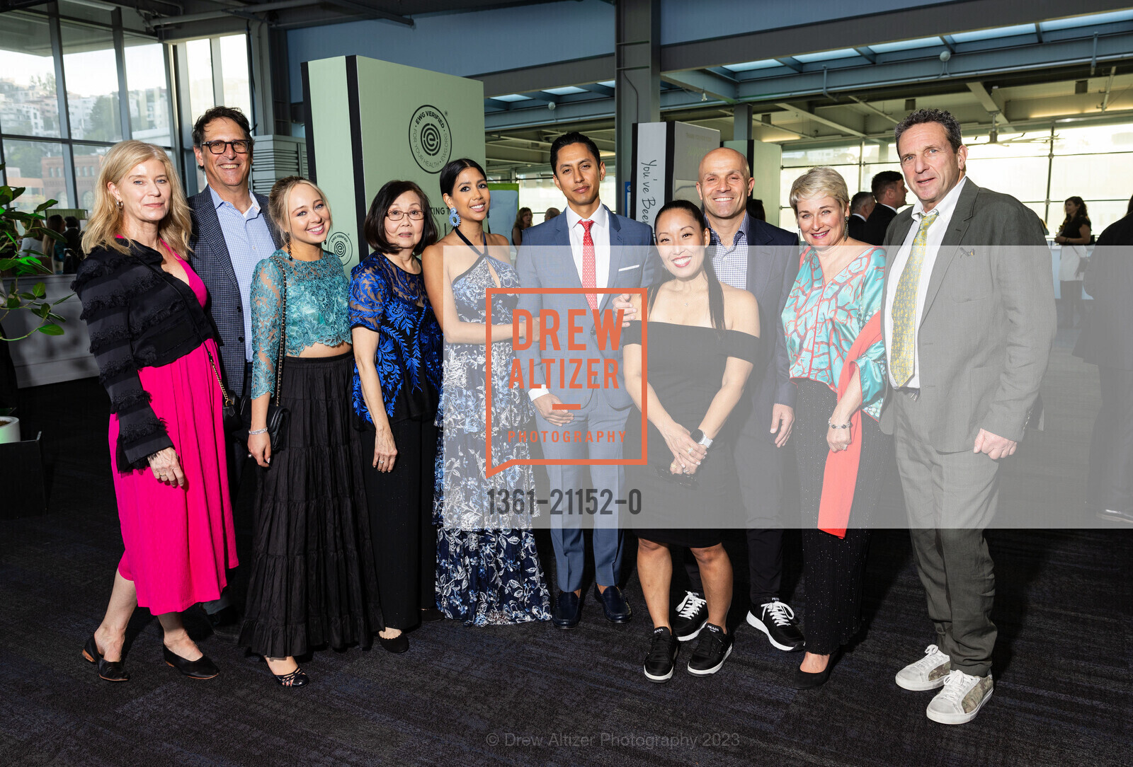 Alix Lipson, Lorena Perez, Fernando Maldonado, Beverly Spector, EWG's Earth Dinner 2023, Pier 27 @ 27 The Embarcadero, SF, CA 94111 US. Pier 27 @ 27 The Embarcadero, SF, CA 94111 US, April 21st, 2023, Photo #1361-21152-0 Alix Lipson, Lorena Perez, Fernando Maldonado, Beverly Spector, Photo #1361-21152-0