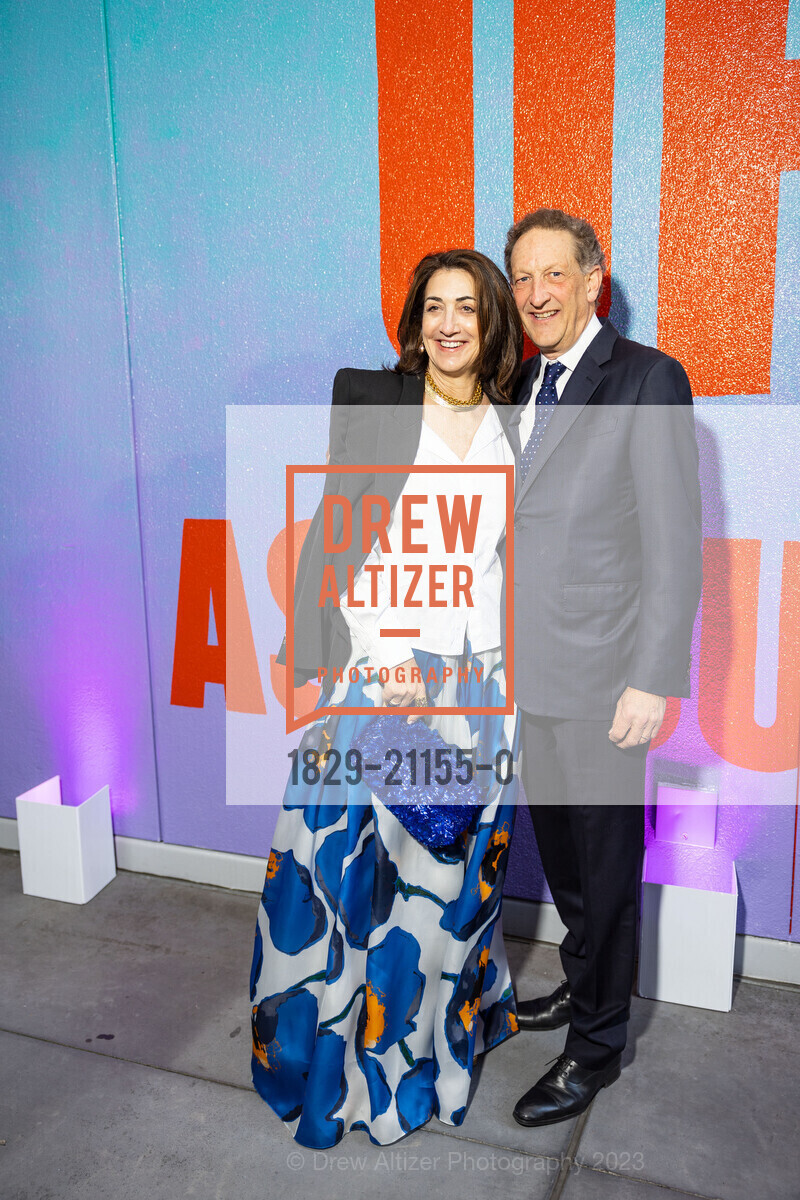 Pam Baer, Larry Baer, SFMOMA's 2023 Art Bash, SFMOMA. 151 Third Street, April 19th, 2023, Photo #1829-21155-0 Pam Baer, Larry Baer, Photo #1829-21155-0