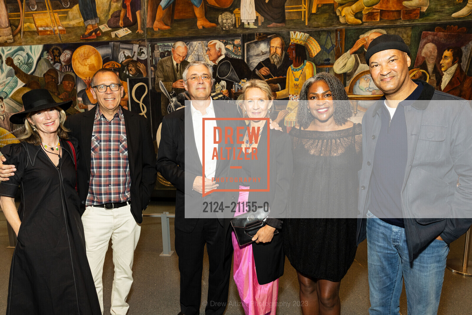 Lisa Gilmore, David Gilmore, Jesper Stroe, Louise Stroe, Marcia Barrow Taylor, Derek Taylor, SFMOMA's 2023 Art Bash, SFMOMA. 151 Third Street, April 19th, 2023, Photo #2124-21155-0 Lisa Gilmore, David Gilmore, Jesper Stroe, Louise Stroe, Marcia Barrow Taylor, Derek Taylor, Photo #2124-21155-0