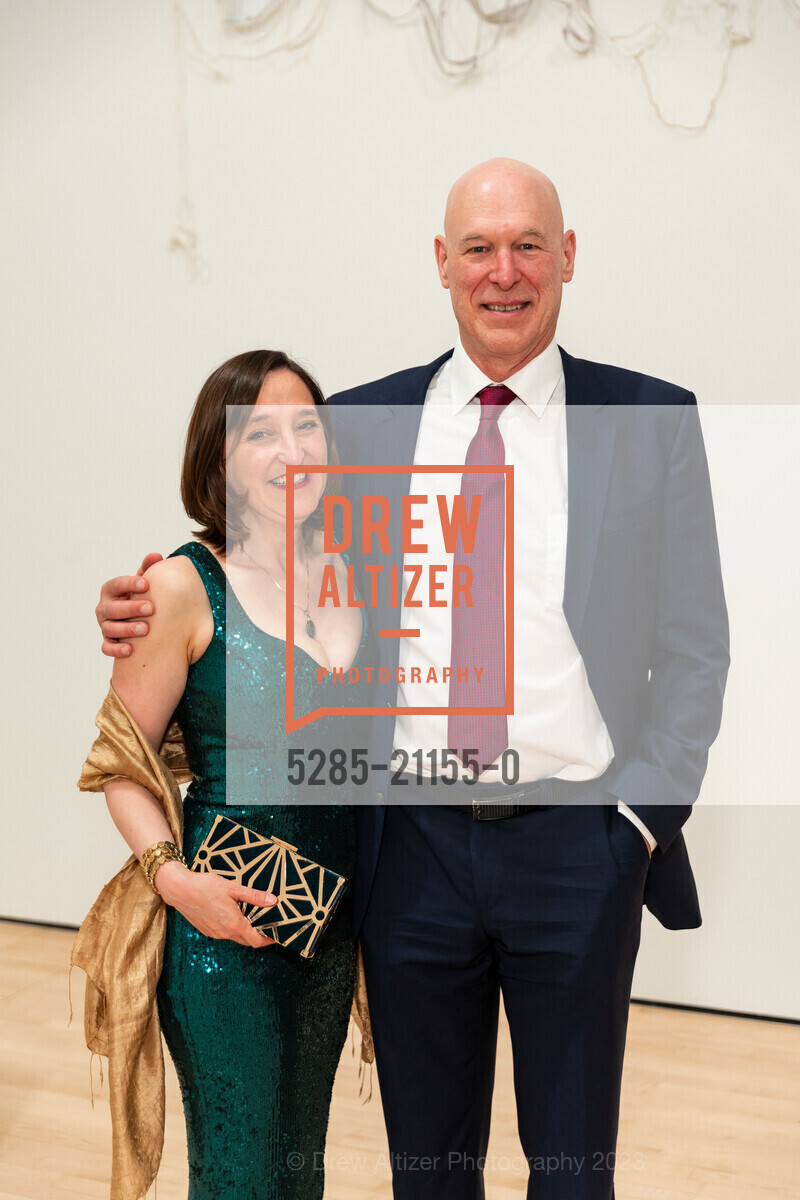 Adine Varah, Steve Fogel, SFMOMA's 2023 Art Bash, SFMOMA. 151 Third Street, April 19th, 2023, Photo #5285-21155-0 Adine Varah, Steve Fogel, Photo #5285-21155-0