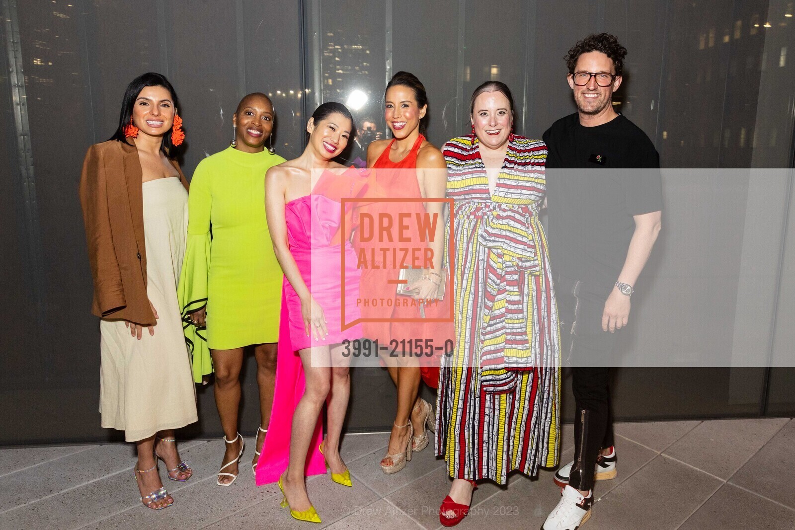 Carmen Legarda, Kim Mitchell, Betty Yu, Jen Kelly, Annie Wilson, Pete Rodway, SFMOMA's 2023 Art Bash, SFMOMA. 151 Third Street, April 19th, 2023, Photo #3991-21155-0 Carmen Legarda, Kim Mitchell, Betty Yu, Jen Kelly, Annie Wilson, Pete Rodway, Photo #3991-21155-0