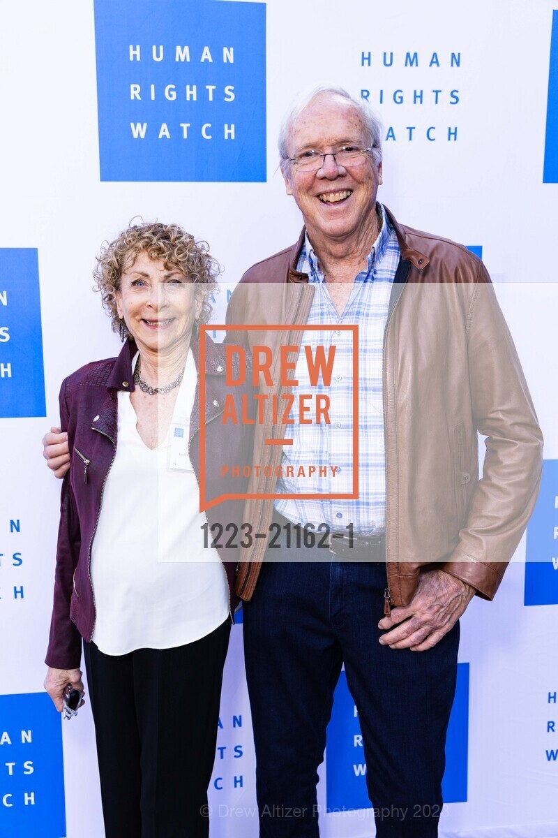 Janice Brody, Bruce Bruell, HRW Silicon Valley Voices for Justice 2023, Filoli Historic House & Garden @ 86 Cañada Rd, Woodside, CA 94062 US. Filoli Historic House & Garden @ 86 Cañada Rd, Woodside, CA 94062 US, April 25th, 2023, Photo #1223-21162-1 Janice Brody, Bruce Bruell, Photo #1223-21162-1