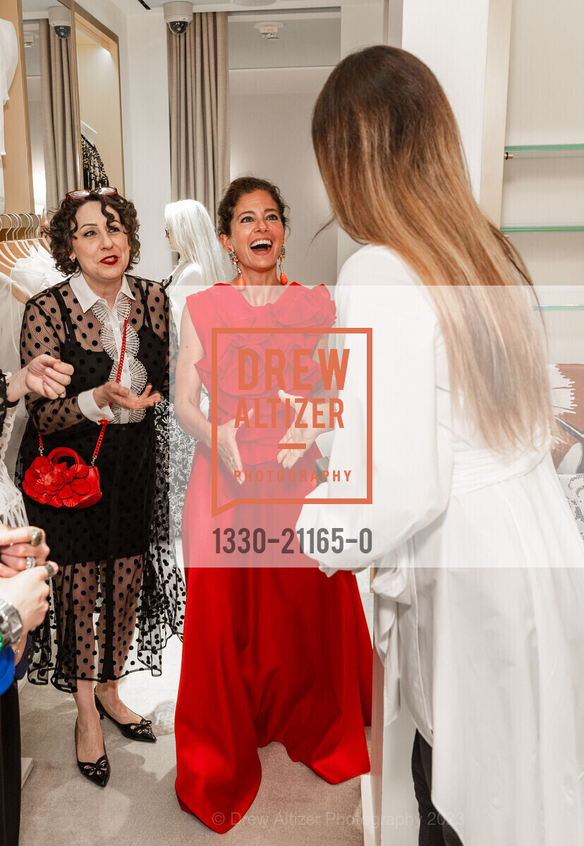 Jenny Morse, Sue Johnston, Anne Fontaine, In Store Event with Designer Anne Fontaine, San Francisco. San Francisco, April 27th, 2023, Photo #1330-21165-0 Jenny Morse, Sue Johnston, Anne Fontaine, Photo #1330-21165-0