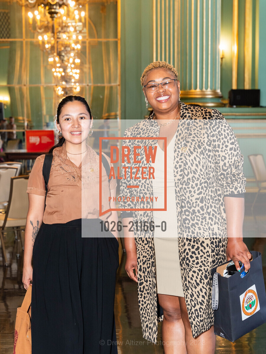 Andrea Diaz, Cameron Hayes, Photo #1026-21166-0
