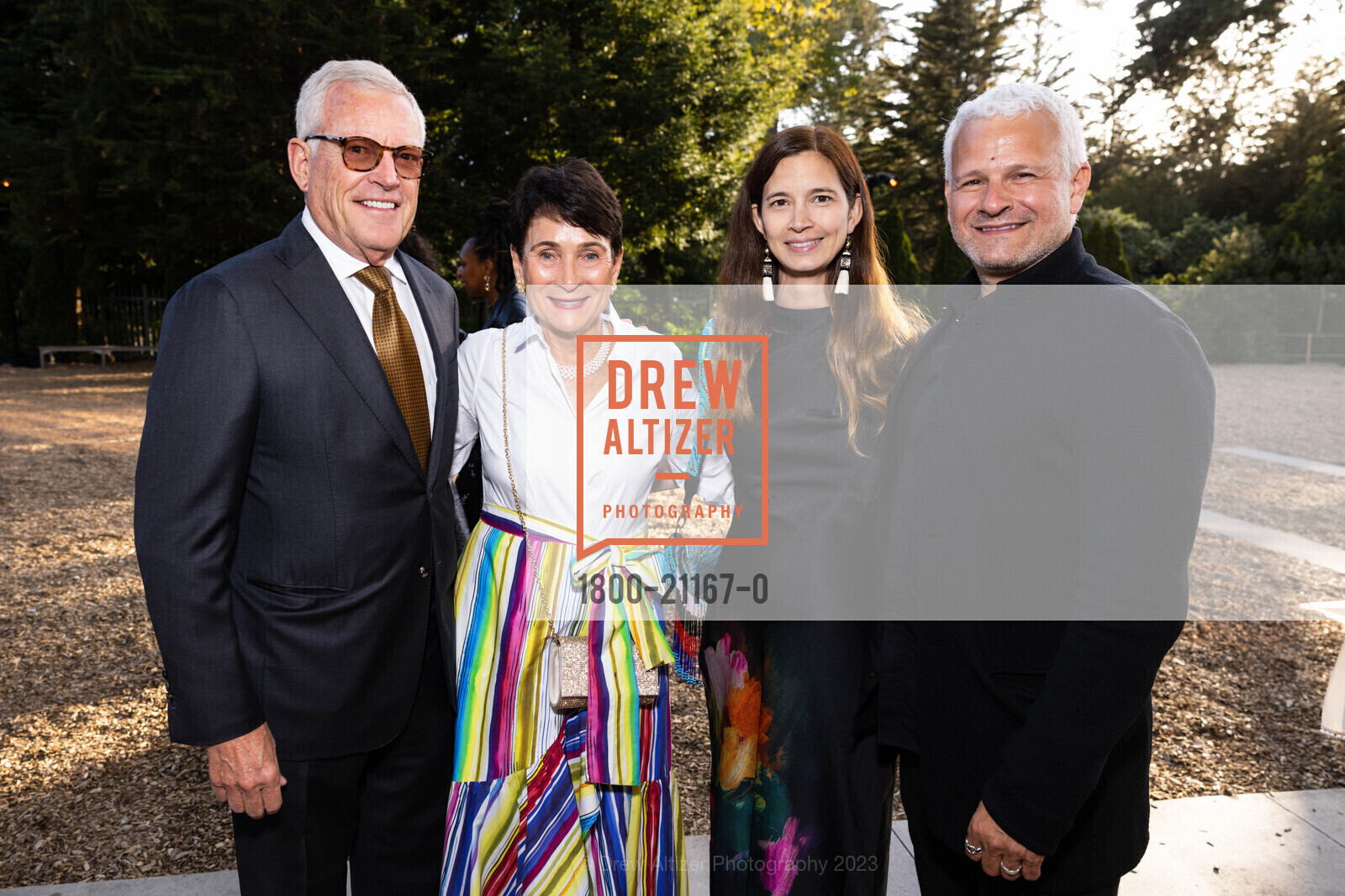 Bill Younger, Brenda Younger, Jo Gazzaley, Adam Gazzaley, Big Bang Gala 2023, California Academy of Sciences @ 55 Music Concourse Dr, San Francisco, CA 94118 US. California Academy of Sciences @ 55 Music Concourse Dr, San Francisco, CA 94118 US, April 27th, 2023, Photo #1800-21167-0 Bill Younger, Brenda Younger, Jo Gazzaley, Adam Gazzaley, Photo #1800-21167-0