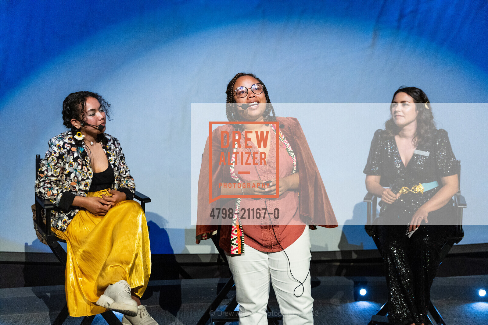 Selina Leem, Marie Christina Kolo, Rayna Bell, Big Bang Gala 2023, California Academy of Sciences @ 55 Music Concourse Dr, San Francisco, CA 94118 US. California Academy of Sciences @ 55 Music Concourse Dr, San Francisco, CA 94118 US, April 27th, 2023, Photo #4798-21167-0 Selina Leem, Marie Christina Kolo, Rayna Bell, Photo #4798-21167-0