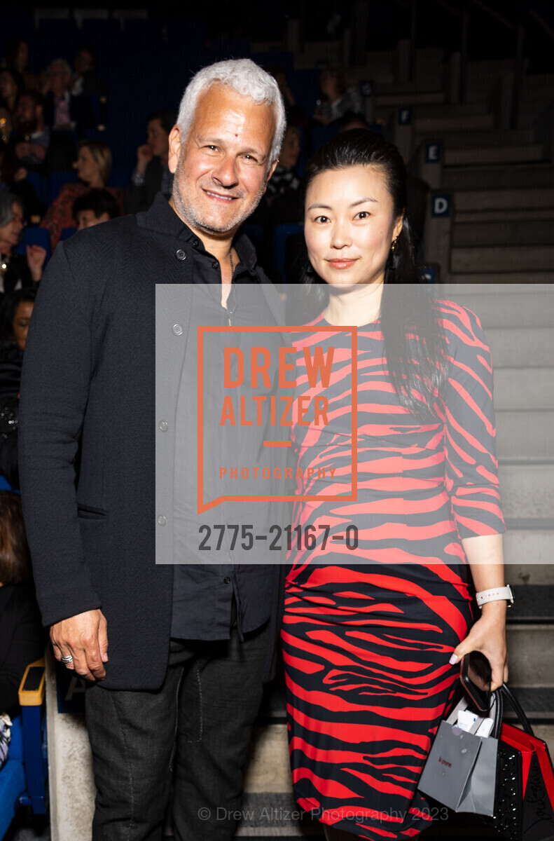 Adam Gazzaley, Chrissy Luo, Big Bang Gala 2023, California Academy of Sciences @ 55 Music Concourse Dr, San Francisco, CA 94118 US. California Academy of Sciences @ 55 Music Concourse Dr, San Francisco, CA 94118 US, April 27th, 2023, Photo #2775-21167-0 Adam Gazzaley, Chrissy Luo, Photo #2775-21167-0