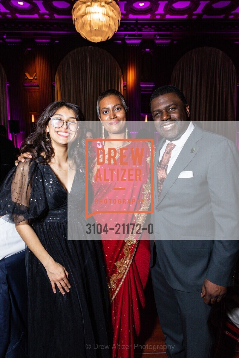 Sofia Diaz, Kanch Sridhar, Artis Stevens, Photo #3104-21172-0