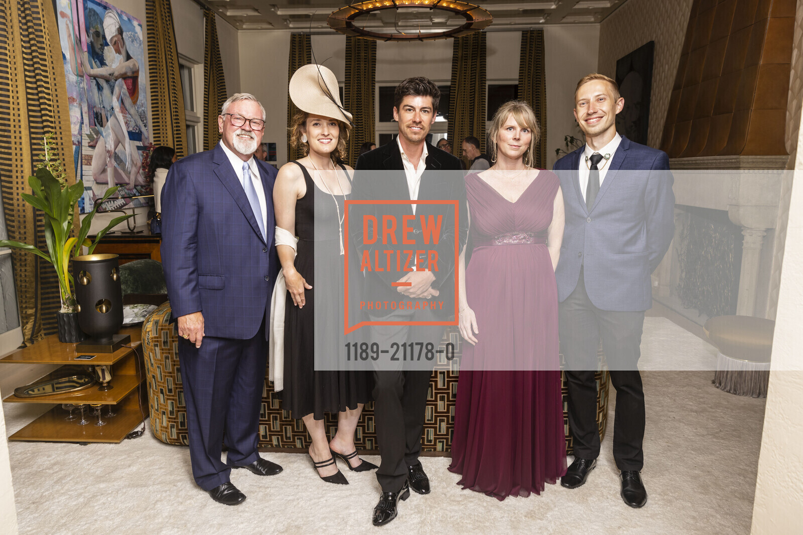 Vance Walker, Sarah Kaplowitz Reed, Russell Martinelli, Elise Moon, Christopher Telomen, Opening Night for the 2023 San Francisco Decorator's Showcase, 625 El Camino Del Mar (in Sea Cliff neighborhood) @ 625 El Camino Del Mar, SF, CA 94121 US. 625 El Camino Del Mar (in Sea Cliff neighborhood) @ 625 El Camino Del Mar, SF, CA 94121 US, April 28th, 2023, Photo #1189-21178-0 Vance Walker, Sarah Kaplowitz Reed, Russell Martinelli, Elise Moon, Christopher Telomen, Photo #1189-21178-0