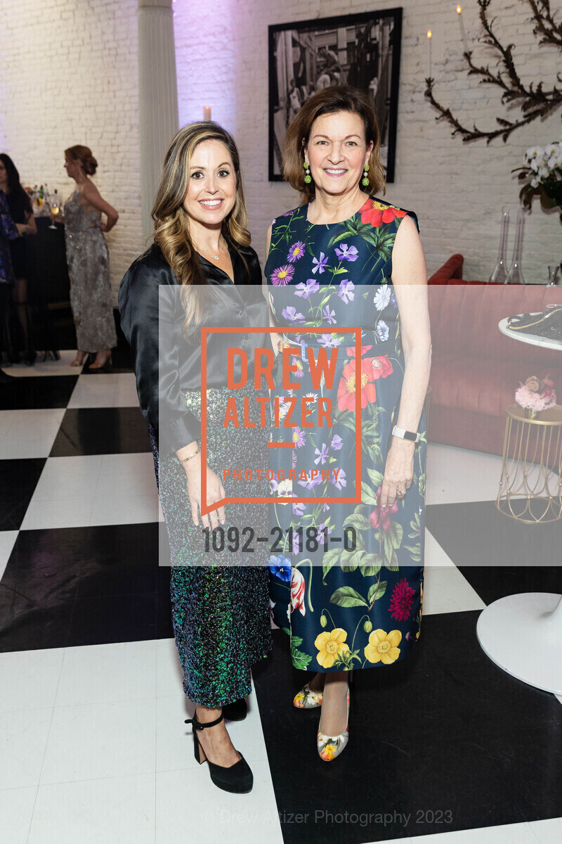 Shannon Blunden, Susan Malott, Photo #1092-21181-0