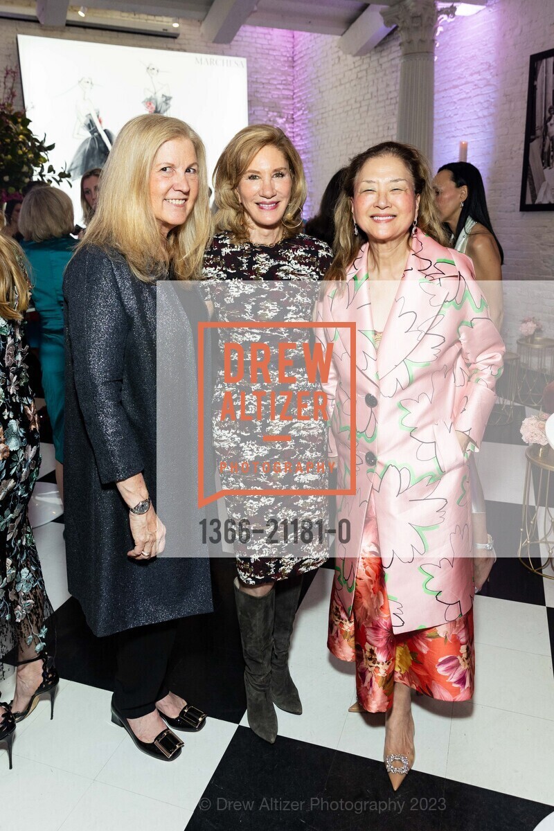 Jacqueline Erdman, Mary Poland, Olivia Decker, SF Opera Fashion Show Reception 2023, Villa Taverna @ 27 Hotaling Pl, SF, CA 94111 US. Villa Taverna @ 27 Hotaling Pl, SF, CA 94111 US, May 3rd, 2023, Photo #1366-21181-0 Jacqueline Erdman, Mary Poland, Olivia Decker, Photo #1366-21181-0