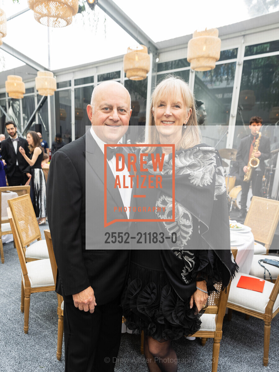 Kevin Yeaman, Tina Moghadam, SFJAZZ Gala 2023 Honoring Randall Kline, SFJAZZ @ 201 Franklin St, SF, CA 94102 US. SFJAZZ @ 201 Franklin St, SF, CA 94102 US, May 4th, 2023, Photo #2552-21183-0 Kevin Yeaman, Tina Moghadam, Photo #2552-21183-0