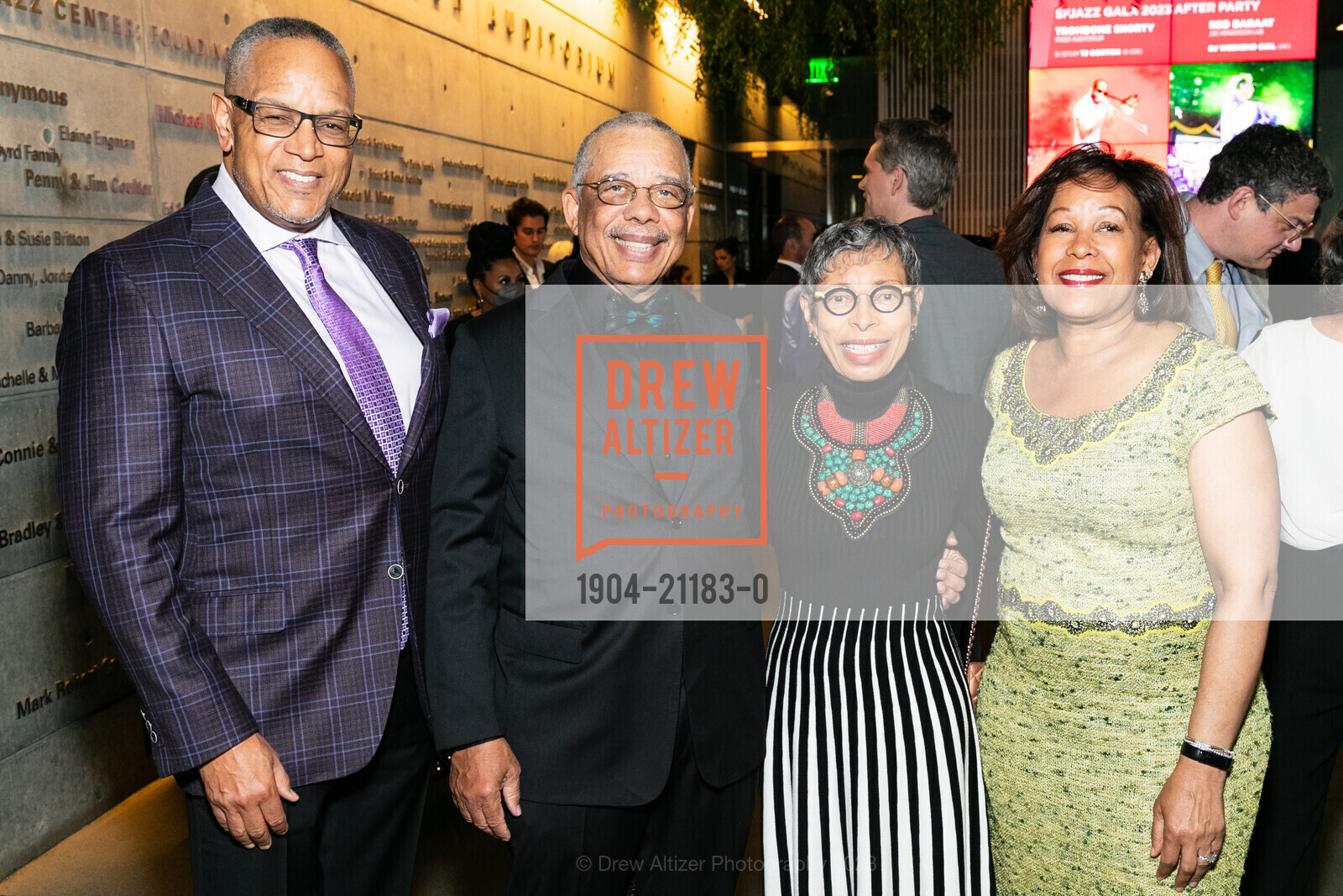 Timothy Alan Simon, Warner Wims, Greta Wims, Kimberly Brandon, SFJAZZ Gala 2023 Honoring Randall Kline, SFJAZZ @ 201 Franklin St, SF, CA 94102 US. SFJAZZ @ 201 Franklin St, SF, CA 94102 US, May 4th, 2023, Photo #1904-21183-0 Timothy Alan Simon, Warner Wims, Greta Wims, Kimberly Brandon, Photo #1904-21183-0