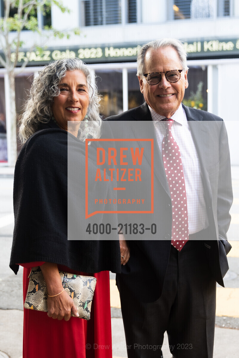 Lori Chavez, Tim Jackson, SFJAZZ Gala 2023 Honoring Randall Kline, SFJAZZ @ 201 Franklin St, SF, CA 94102 US. SFJAZZ @ 201 Franklin St, SF, CA 94102 US, May 4th, 2023, Photo #4000-21183-0 Lori Chavez, Tim Jackson, Photo #4000-21183-0