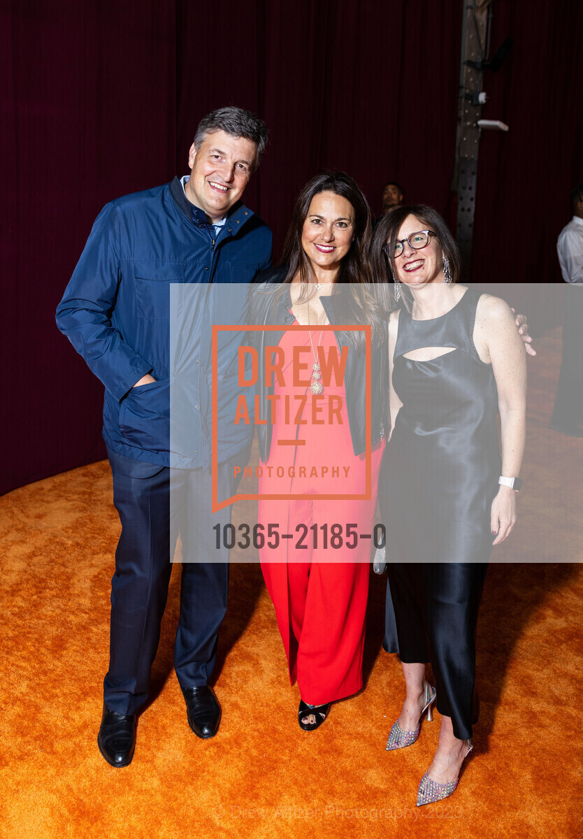 Nic Volpi, Claudia Volpi, Liz Givens, Tipping Point Annual Benefit 2023, Pier 70 @ 70 Pier, SF, CA 94107 US. Pier 70 @ 70 Pier, SF, CA 94107 US, May 4th, 2023, Photo #10365-21185-0 Nic Volpi, Claudia Volpi, Liz Givens, Photo #10365-21185-0