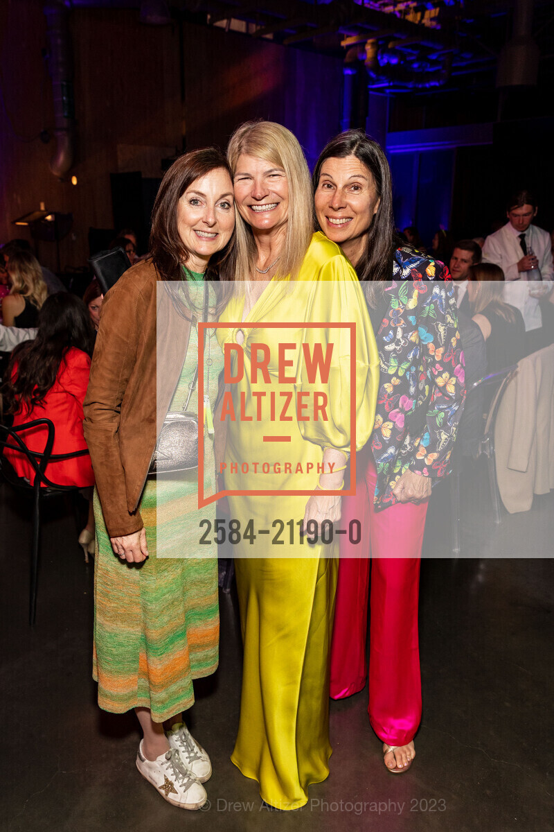 Amanda Hoenigman, Martha Ehmann Conte, Jennifer Fonstad, Party at the Piers, Exploratorium @ Pier 15, SF, CA 94111 US. Exploratorium @ Pier 15, SF, CA 94111 US, May 5th, 2023, Photo #2584-21190-0 Amanda Hoenigman, Martha Ehmann Conte, Jennifer Fonstad, Photo #2584-21190-0