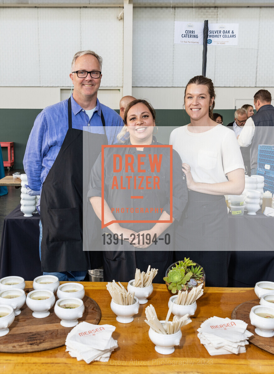 Art Ulrich, Evelyn, Phoebe O'Flaherty, Great Chefs & Wineries 2023, The Craneway Pavilion @ 1414 Harbour Way S, Richmond, CA 94804 US. The Craneway Pavilion @ 1414 Harbour Way S, Richmond, CA 94804 US, May 6th, 2023, Photo #1391-21194-0 Art Ulrich, Evelyn, Phoebe O'Flaherty, Photo #1391-21194-0