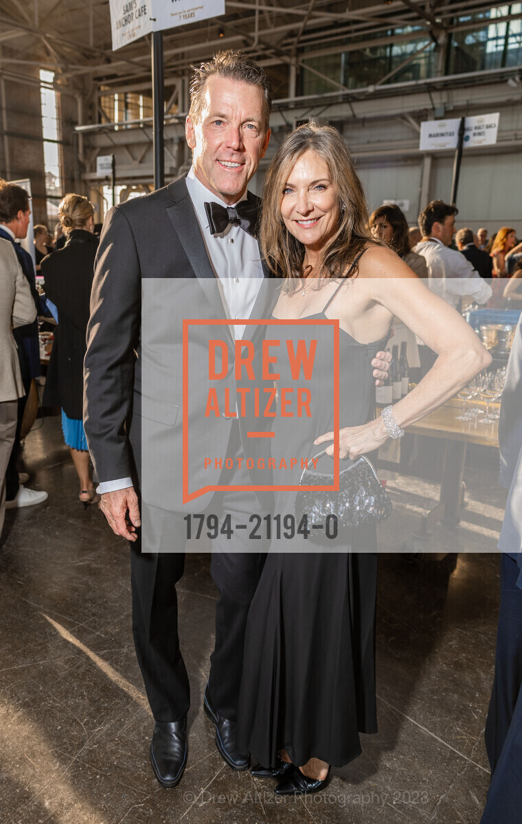 Joe Delaney, Carolyn Blakeman, Great Chefs & Wineries 2023, The Craneway Pavilion @ 1414 Harbour Way S, Richmond, CA 94804 US. The Craneway Pavilion @ 1414 Harbour Way S, Richmond, CA 94804 US, May 6th, 2023, Photo #1794-21194-0 Joe Delaney, Carolyn Blakeman, Photo #1794-21194-0