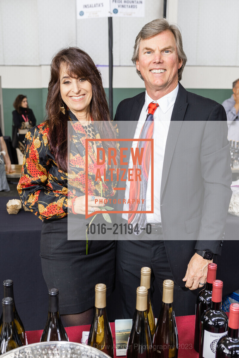 Jennifer Harwood, Chris Schober, Photo #1016-21194-0