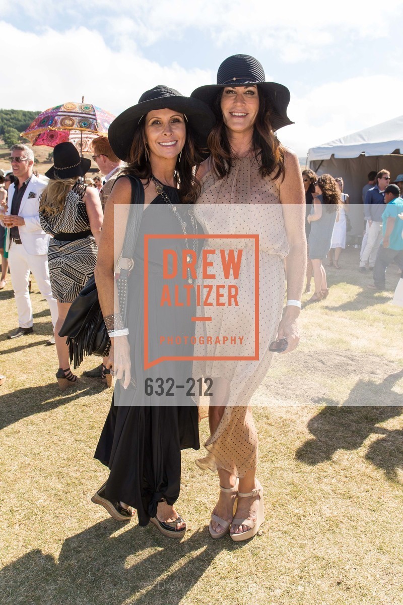 Alicia Hvistendahl, Kathleen Pfaff, Gucci & Vogue Dinner, Cerro Pampa Polo Club. Cerro Pampa Polo Club, July 25th, 2015, Photo #632-212 Alicia Hvistendahl, Kathleen Pfaff, Photo #632-212