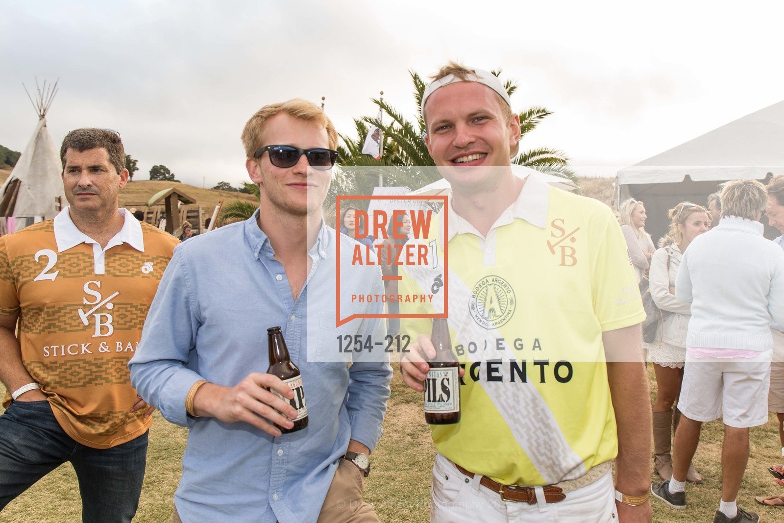 Bryan Wilson, Ross Caton, Gucci & Vogue Dinner, Cerro Pampa Polo Club. Cerro Pampa Polo Club, July 25th, 2015, Photo #1254-212 Bryan Wilson, Ross Caton, Photo #1254-212