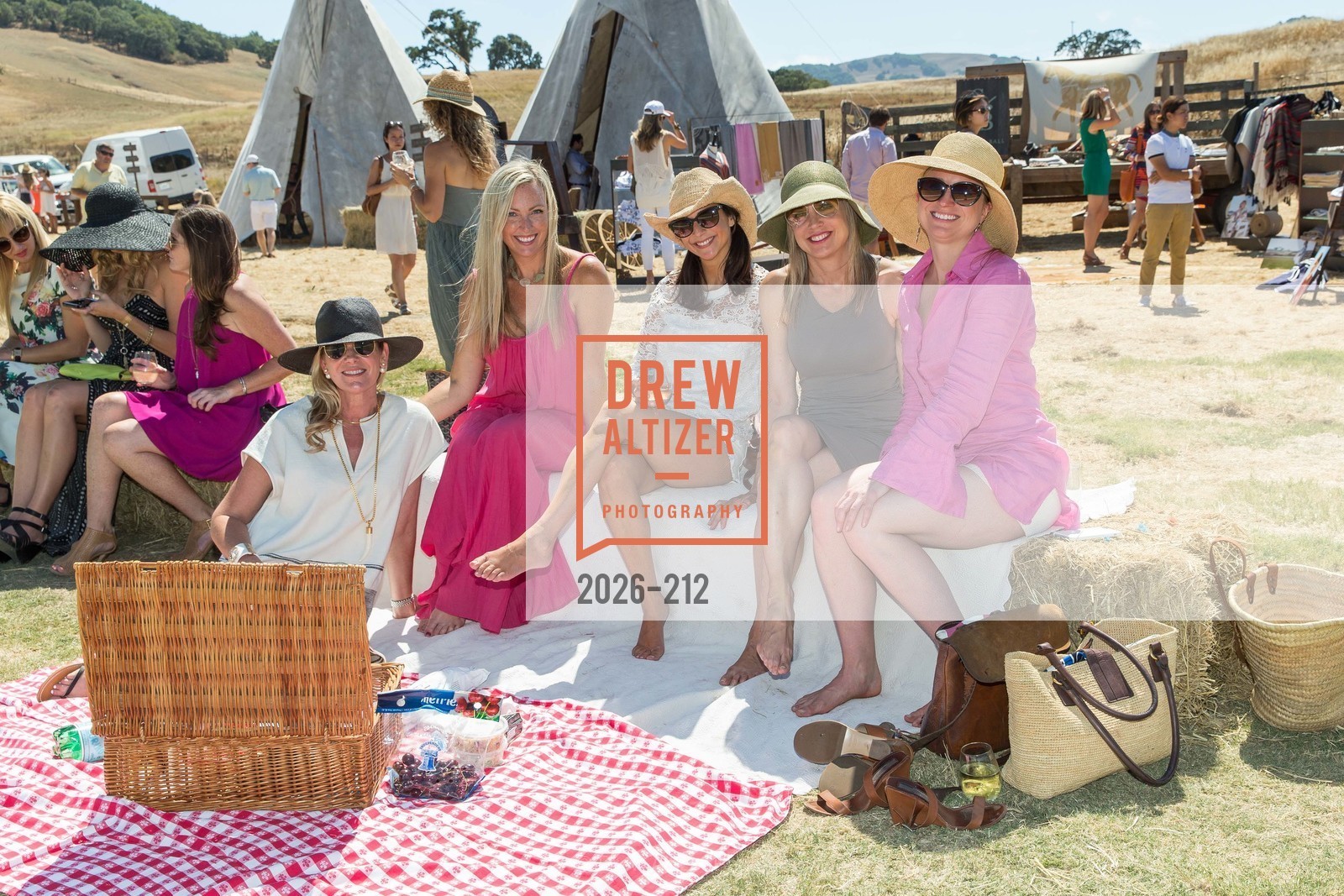 Katherine Ryan-White, Kimber Hirsch, Alexis Nechler, Holly Baxter, Pamela Burdak, Photo #2026-212