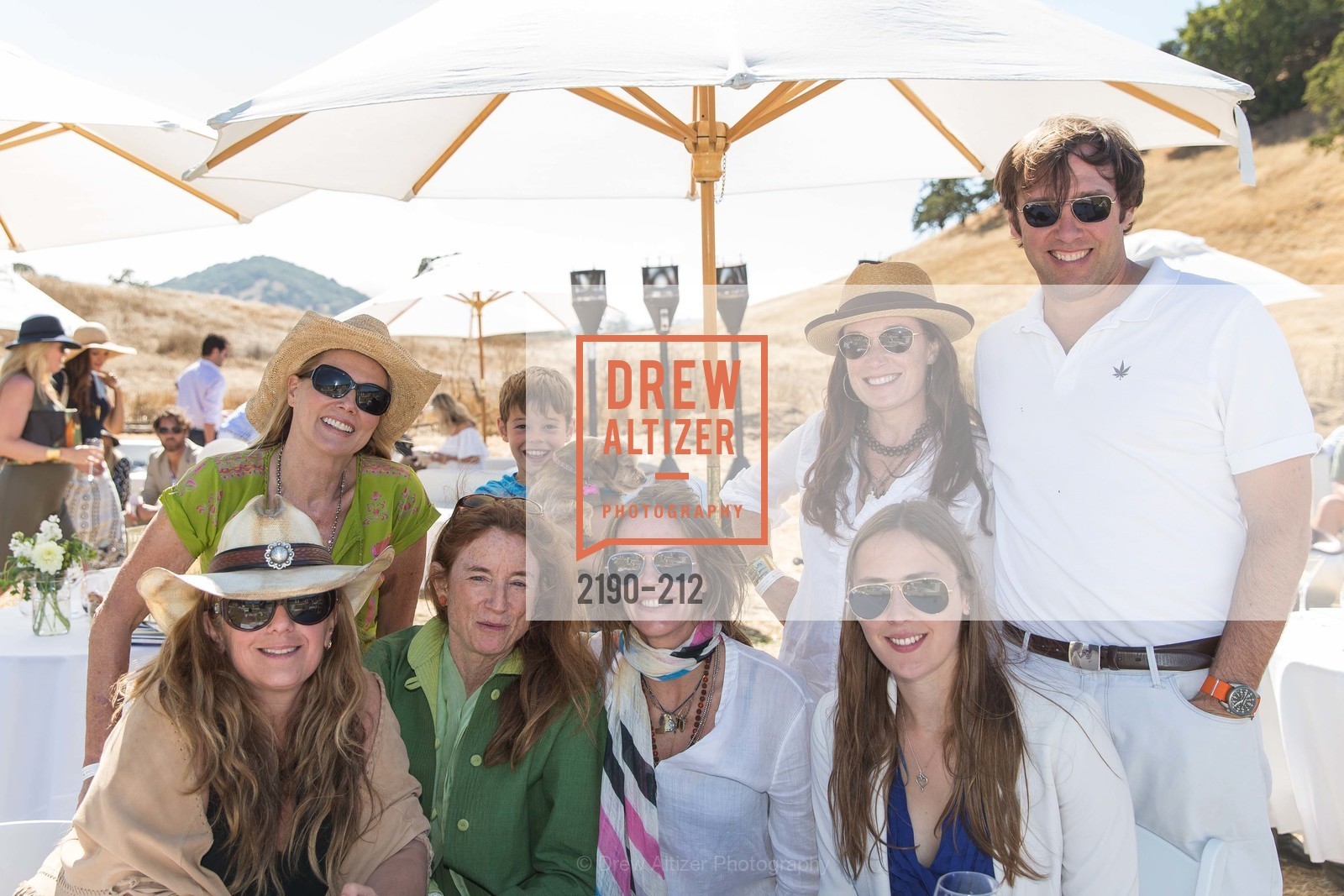 Kit Tobin, Leslie Thieriot, Layla Anderson, Gibson Thomas, Gardner Robinson, Gucci & Vogue Dinner, Cerro Pampa Polo Club. Cerro Pampa Polo Club, Photo #2190-212 Kit Tobin, Leslie Thieriot, Layla Anderson, Gibson Thomas, Gardner Robinson, Photo #2190-212