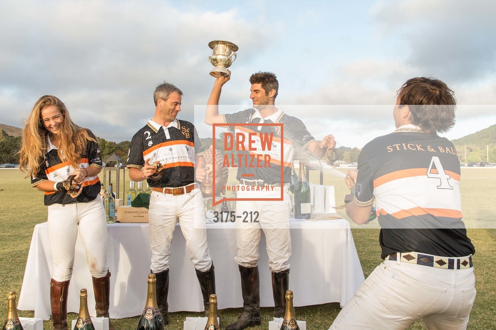 Fiona Bach, Jonathan Haswell, Ignacio Deltour, John Bickford, Gucci & Vogue Dinner, Cerro Pampa Polo Club. Cerro Pampa Polo Club, Photo #3175-212 Fiona Bach, Jonathan Haswell, Ignacio Deltour, John Bickford, Photo #3175-212