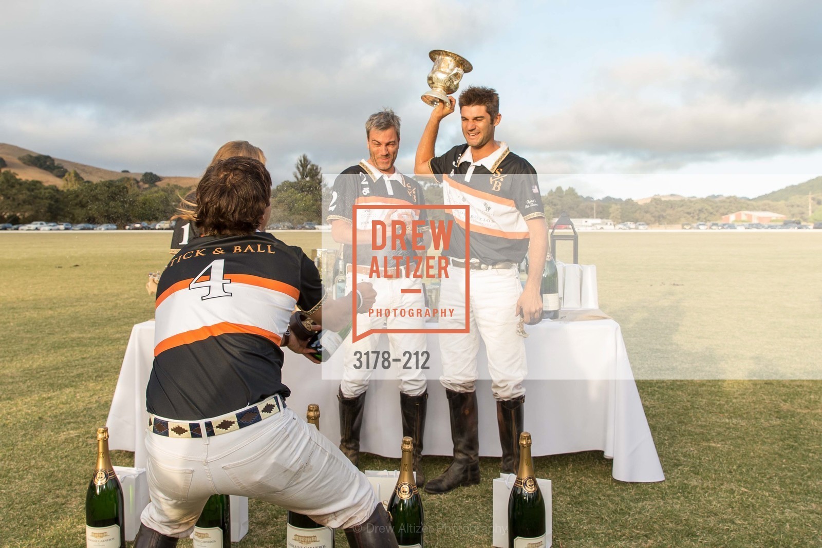 Fiona Bach, Jonathan Haswell, Ignacio Deltour, John Bickford, Gucci & Vogue Dinner, Cerro Pampa Polo Club. Cerro Pampa Polo Club, Photo #3178-212 Fiona Bach, Jonathan Haswell, Ignacio Deltour, John Bickford, Photo #3178-212