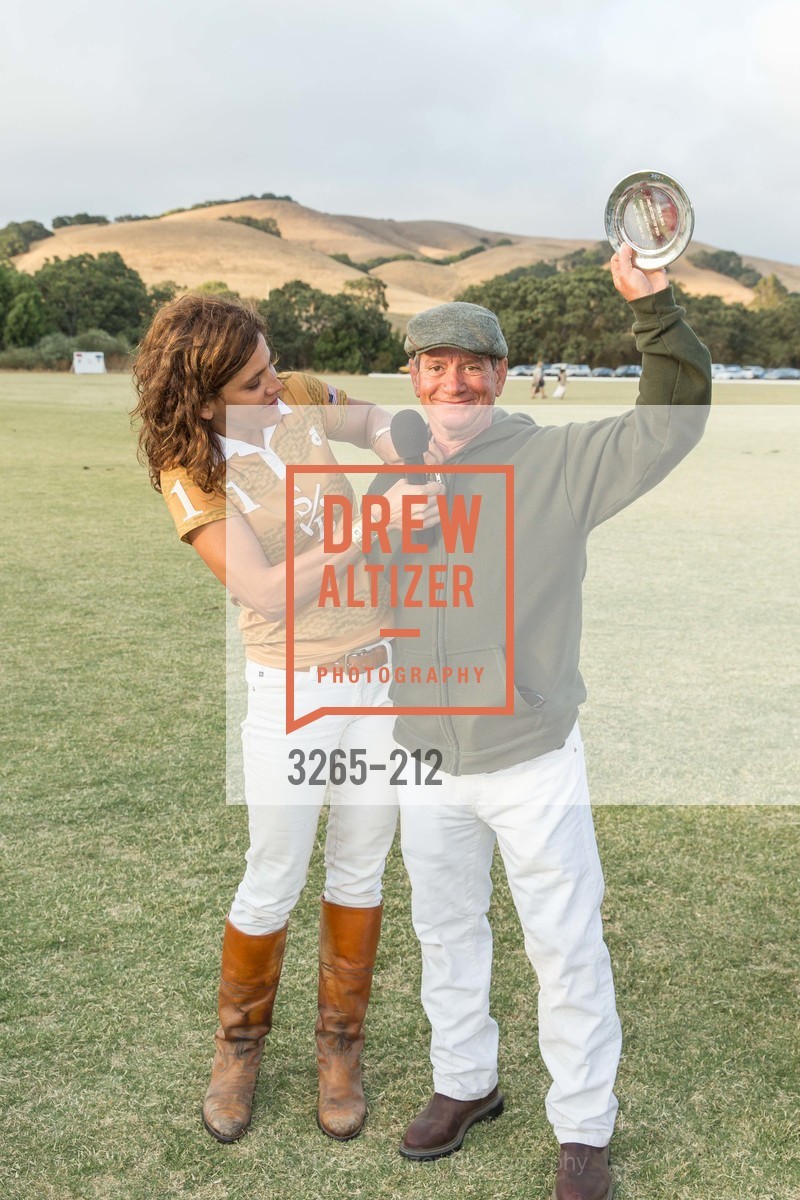 Elizabeth Welborn, Rob Darakhshan, Gucci & Vogue Dinner, Cerro Pampa Polo Club. Cerro Pampa Polo Club, Photo #3265-212 Elizabeth Welborn, Rob Darakhshan, Photo #3265-212