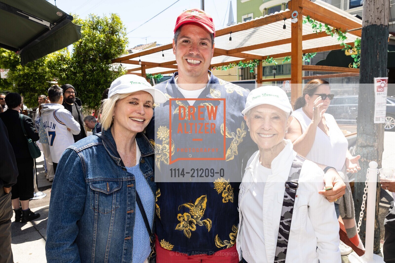Mary Toboni, Tim Szarnicki, Maureen Sullivan, St. Anthony's 45th Annual Penny Pitch 2023, 622 Green St, SF, CA 94133 US. 622 Green St, SF, CA 94133 US, May 12th, 2023, Photo #1114-21209-0 Mary Toboni, Tim Szarnicki, Maureen Sullivan, Photo #1114-21209-0