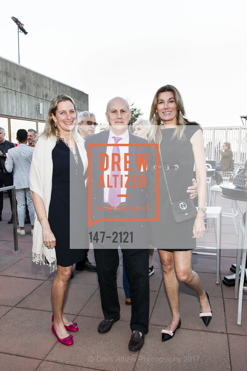 Louisa Ritter, Frank Dunlevy, Susan Dunlevy, San Francisco Art Institute 2017 Gala: The Original Disruptor, San Francisco Art Institute. 800 Chestnut Street San Francisco, CA 94133, April 29th, 2017, Photo #147-2121 Louisa Ritter, Frank Dunlevy, Susan Dunlevy, Photo #147-2121