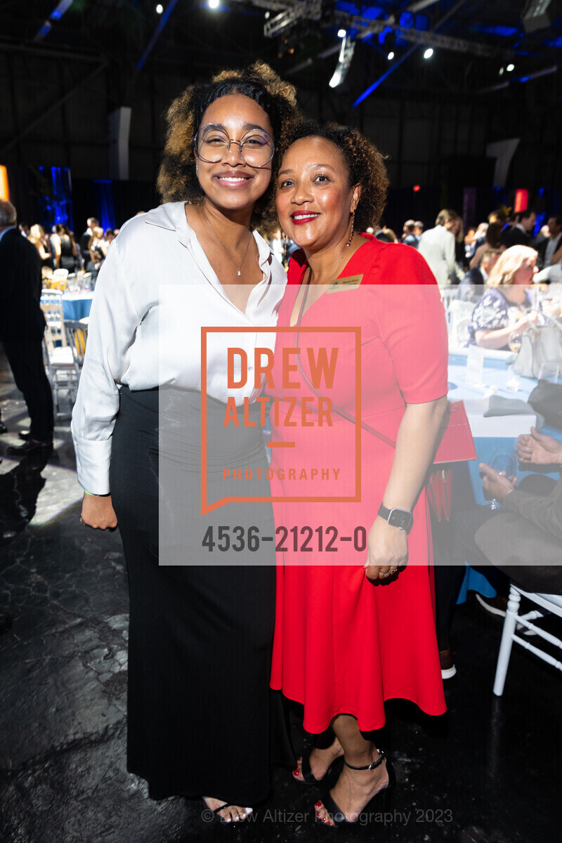 Elena Gutierrez, Maxine Wilson, Photo #4536-21212-0