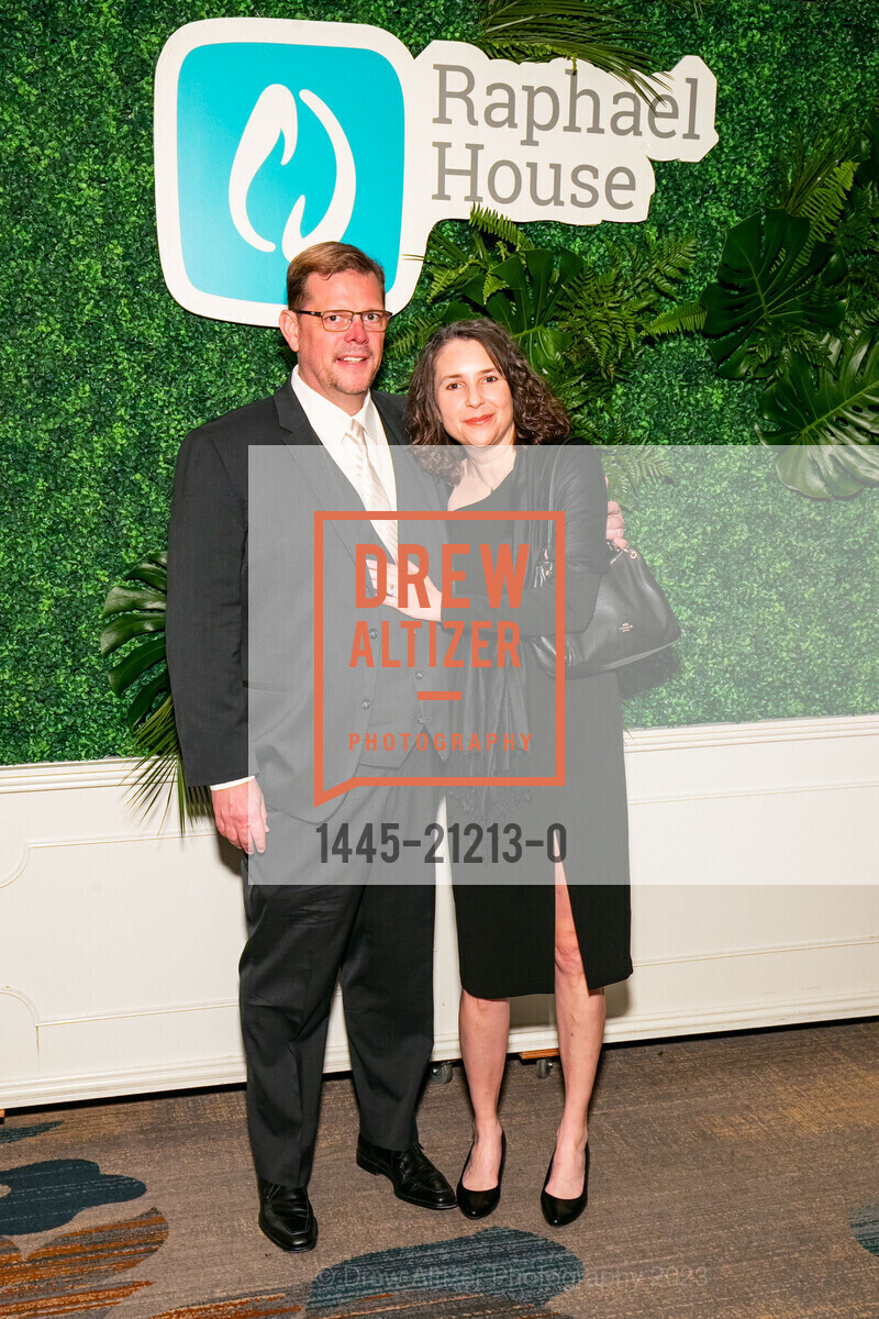 Dave Wilson, Colleen Wilson, Raphael House Gala 2023, The Palace Hotel, a Luxury Collection Hotel @ 2 New Montgomery St, SF, CA 94105 US. The Palace Hotel, a Luxury Collection Hotel @ 2 New Montgomery St, SF, CA 94105 US, May 13th, 2023, Photo #1445-21213-0 Dave Wilson, Colleen Wilson, Photo #1445-21213-0