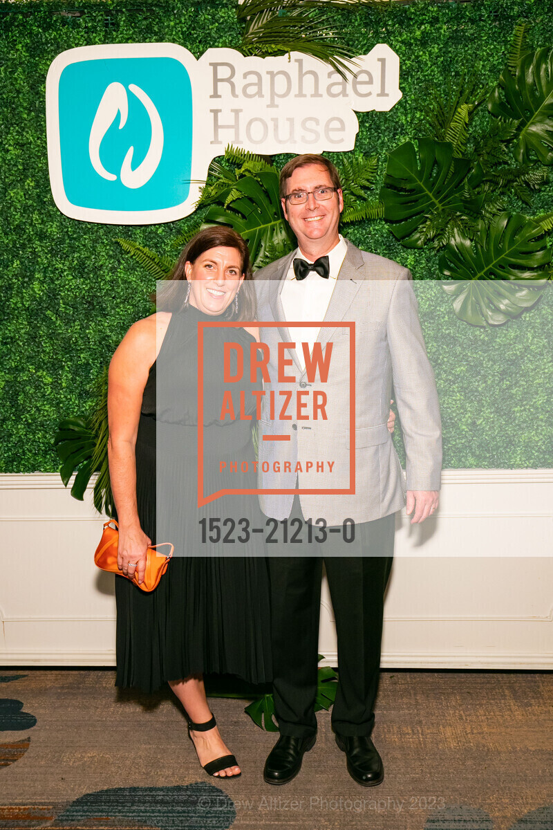 Paige Olson, Scott Olson, Raphael House Gala 2023, The Palace Hotel, a Luxury Collection Hotel @ 2 New Montgomery St, SF, CA 94105 US. The Palace Hotel, a Luxury Collection Hotel @ 2 New Montgomery St, SF, CA 94105 US, May 13th, 2023, Photo #1523-21213-0 Paige Olson, Scott Olson, Photo #1523-21213-0
