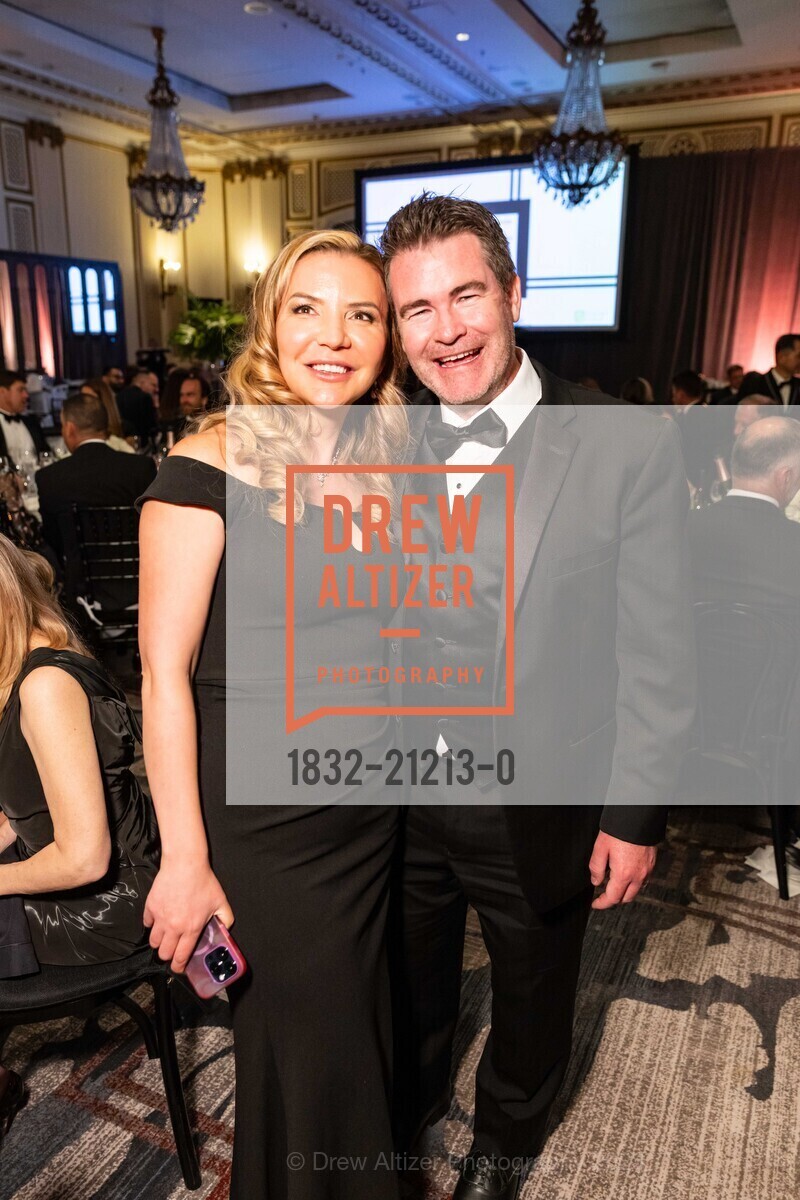 Ayse Kent, Doug Kent, Raphael House Gala 2023, The Palace Hotel, a Luxury Collection Hotel @ 2 New Montgomery St, SF, CA 94105 US. The Palace Hotel, a Luxury Collection Hotel @ 2 New Montgomery St, SF, CA 94105 US, May 13th, 2023, Photo #1832-21213-0 Ayse Kent, Doug Kent, Photo #1832-21213-0