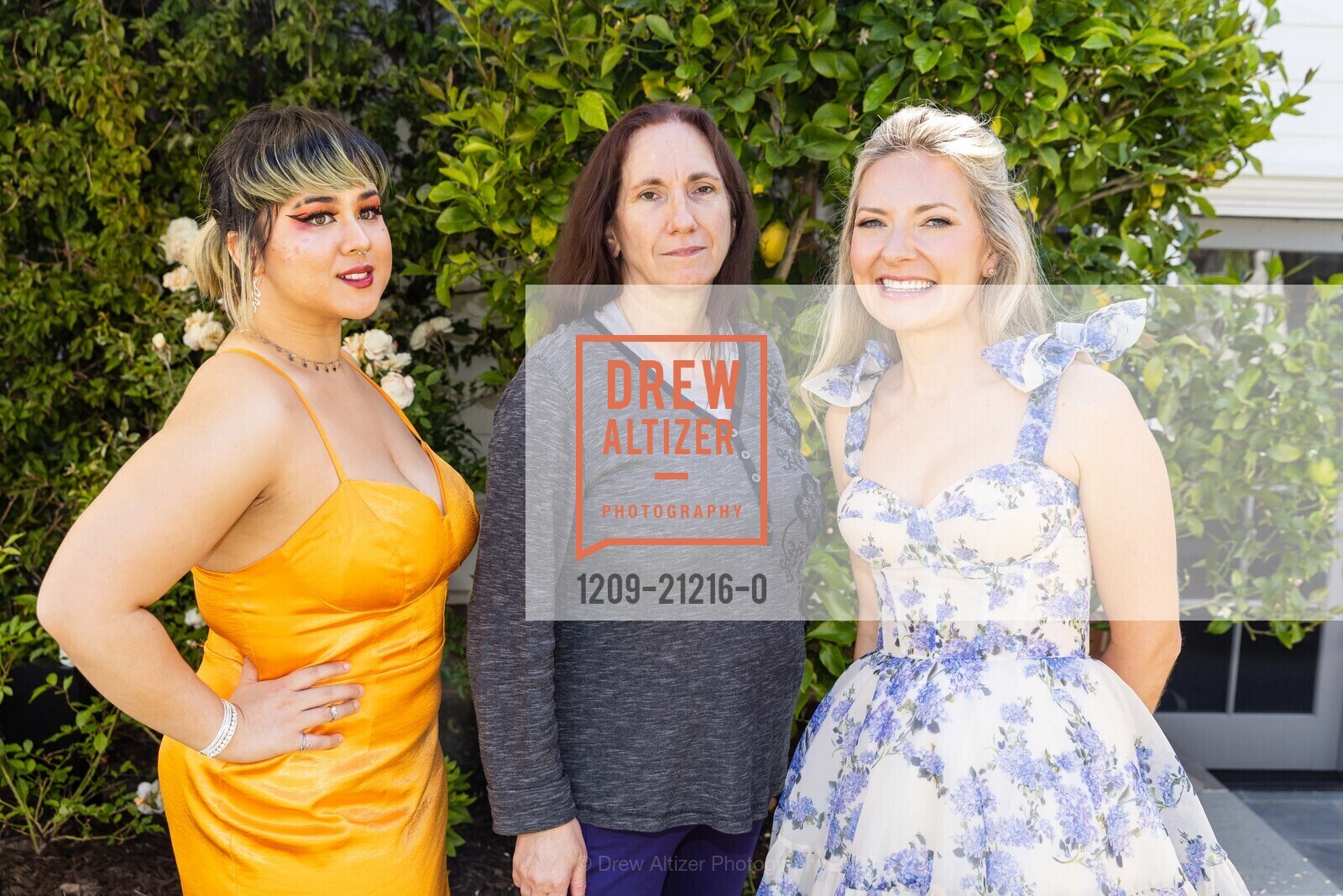 Emma Leung, Anne-Marie Cowsill, Erin Calihan, PARCA Auxiliary Luncheon 2023, Private Residence. Private Residence, May 17th, 2023, Photo #1209-21216-0 Emma Leung, Anne-Marie Cowsill, Erin Calihan, Photo #1209-21216-0